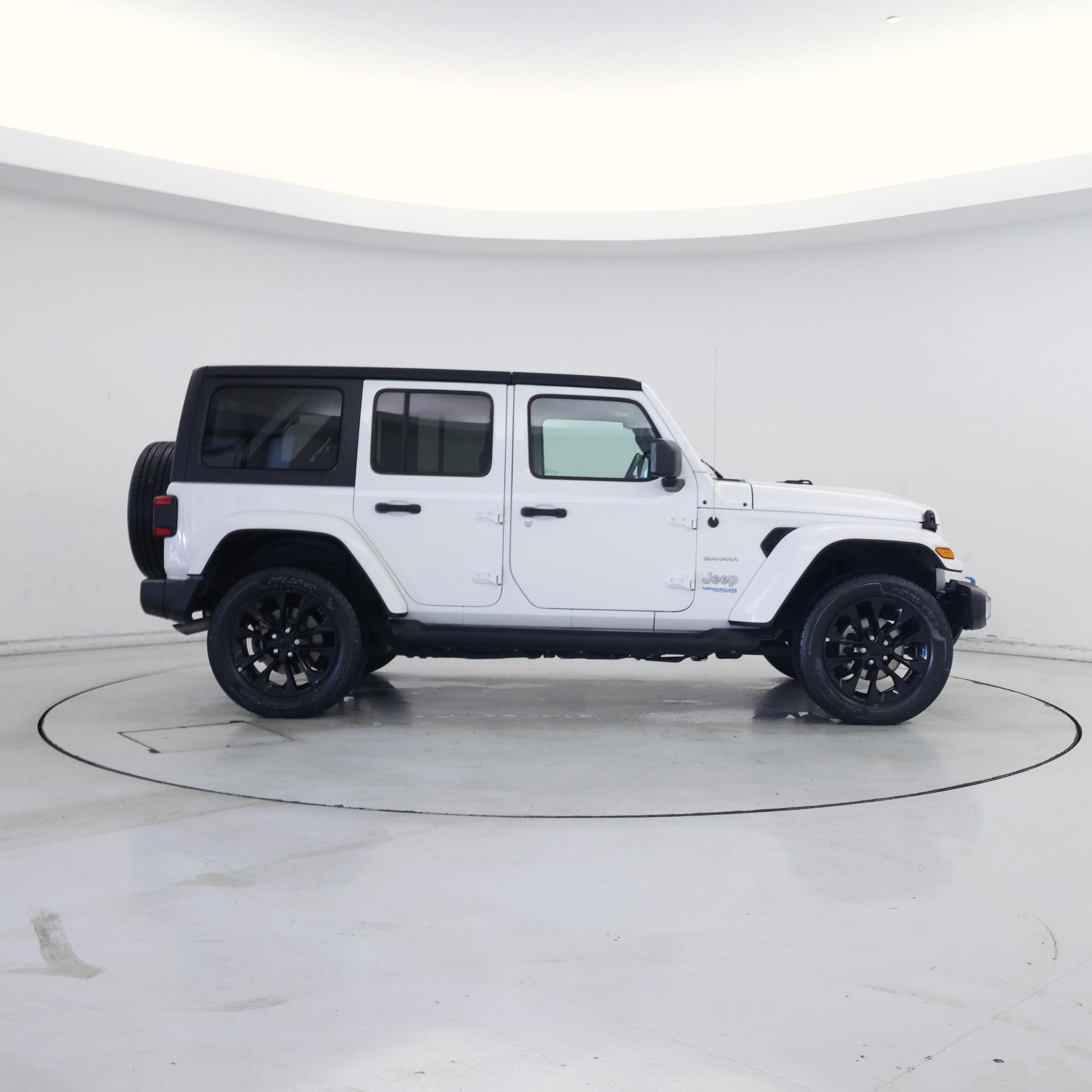 Thumbnail: 2022 Jeep Wrangler - 7