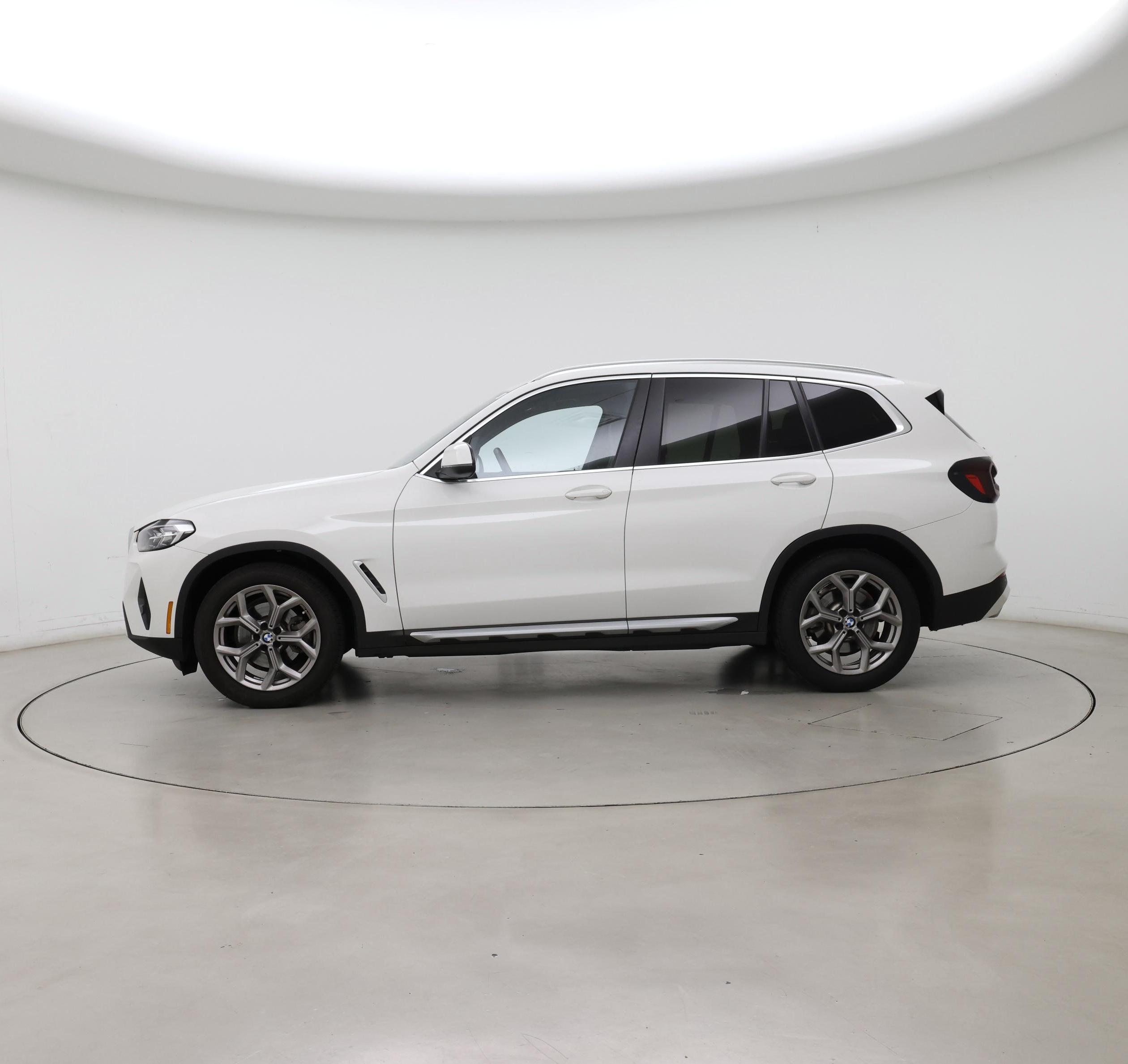 Thumbnail: 2022 BMW X3 - 3
