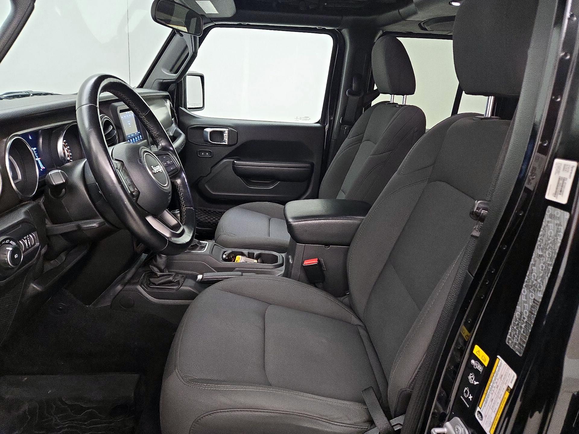 Thumbnail: 2021 Jeep Wrangler - 11