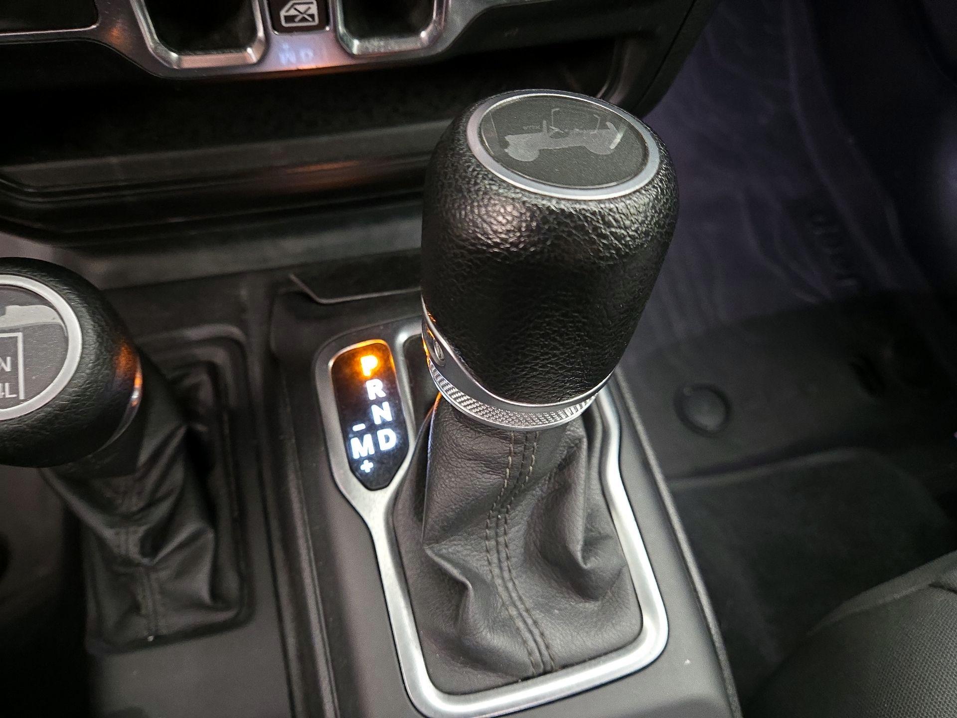 Thumbnail: 2021 Jeep Wrangler - 17