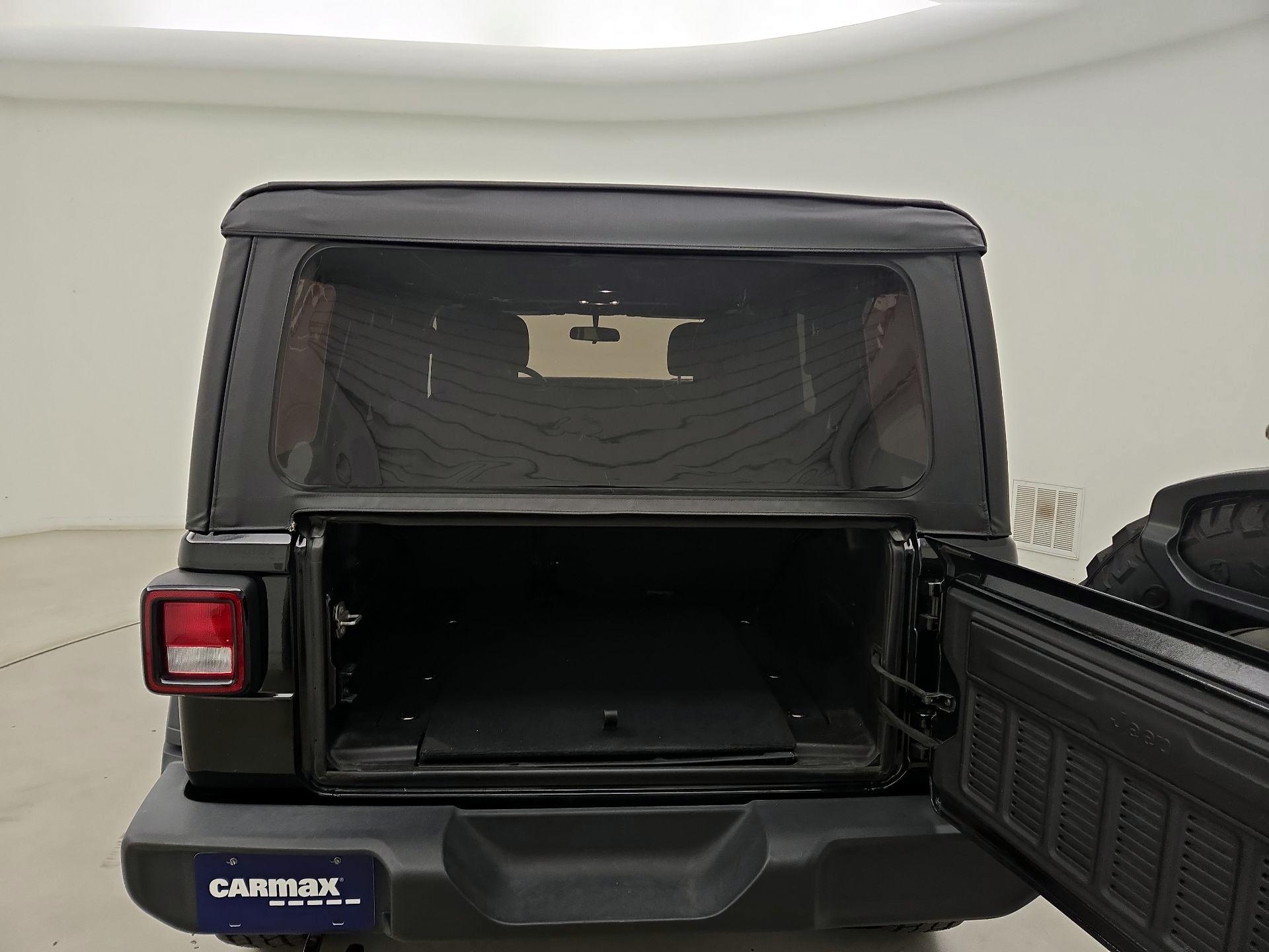 Thumbnail: 2021 Jeep Wrangler - 20