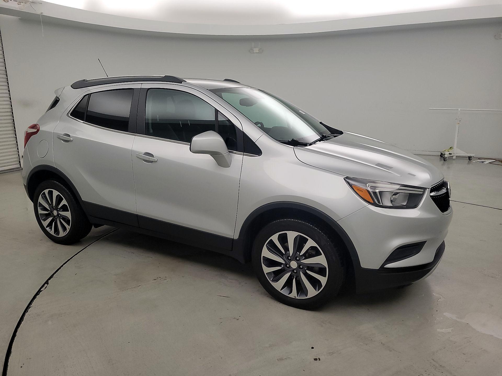 Thumbnail: 2022 Buick Encore - 4