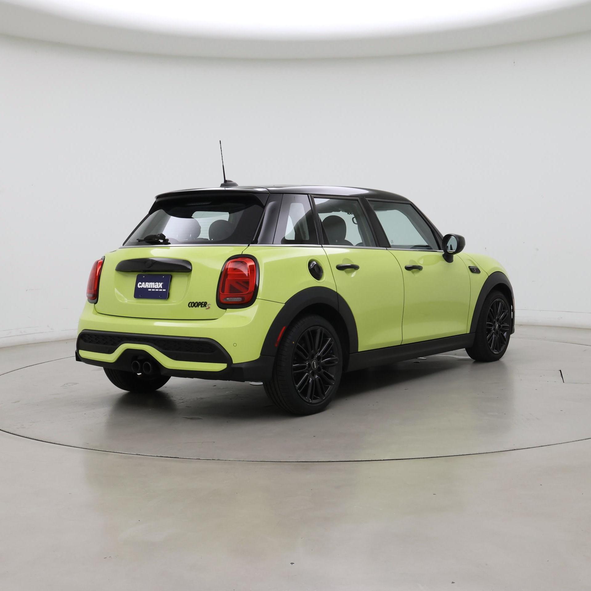 Thumbnail: 2023 MINI Cooper Hardtop - 8