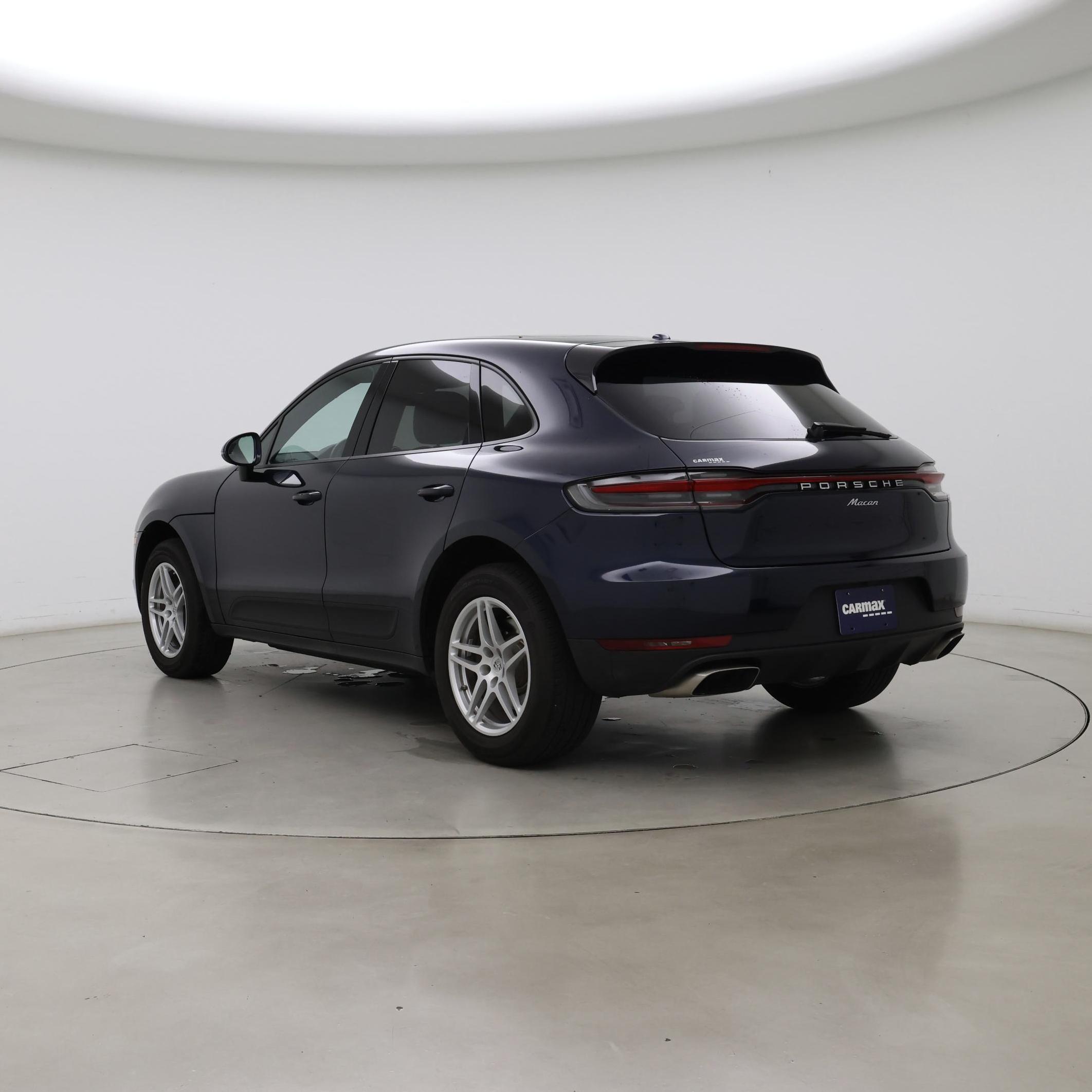 Thumbnail: 2020 Porsche Macan - 2