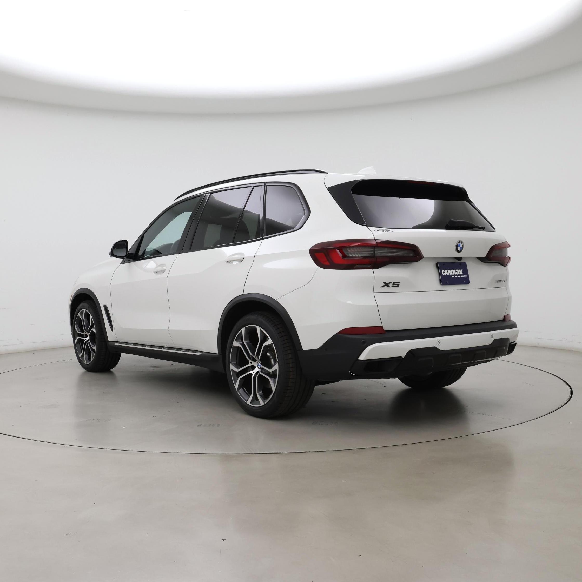Thumbnail: 2022 BMW X5 - 2