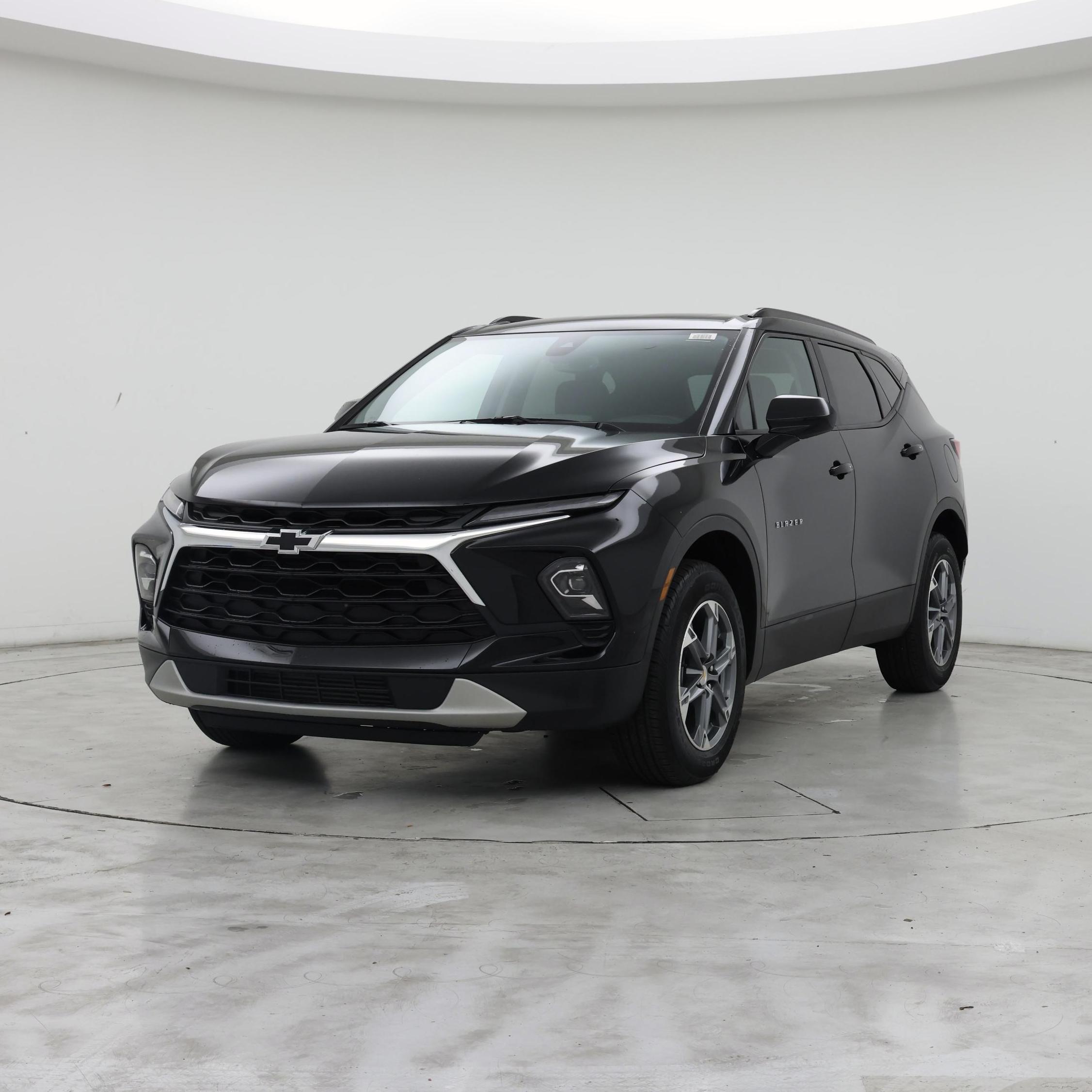 Thumbnail: 2023 Chevrolet Blazer - 4