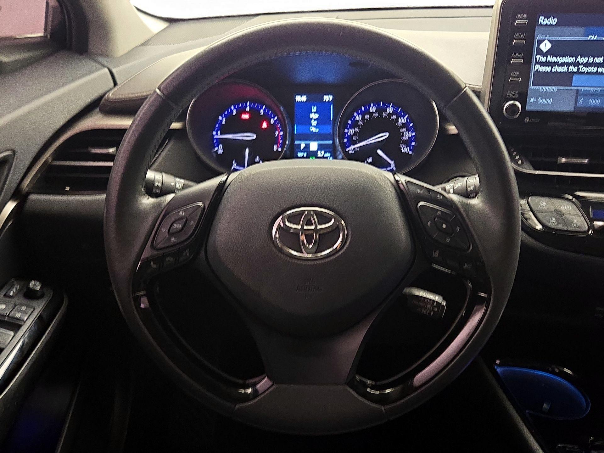 Thumbnail: 2022 Toyota C-HR - 10