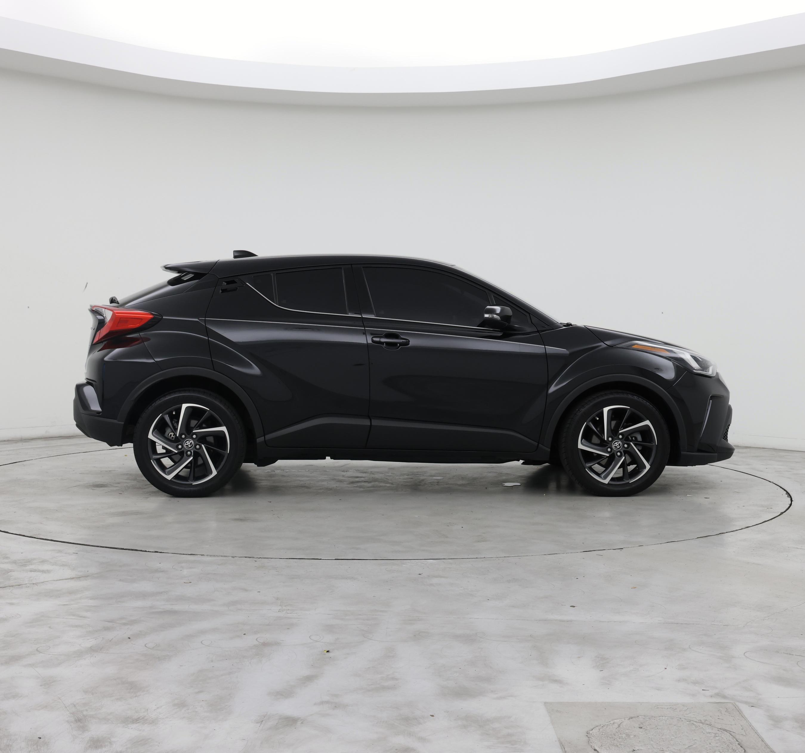 Thumbnail: 2022 Toyota C-HR - 7