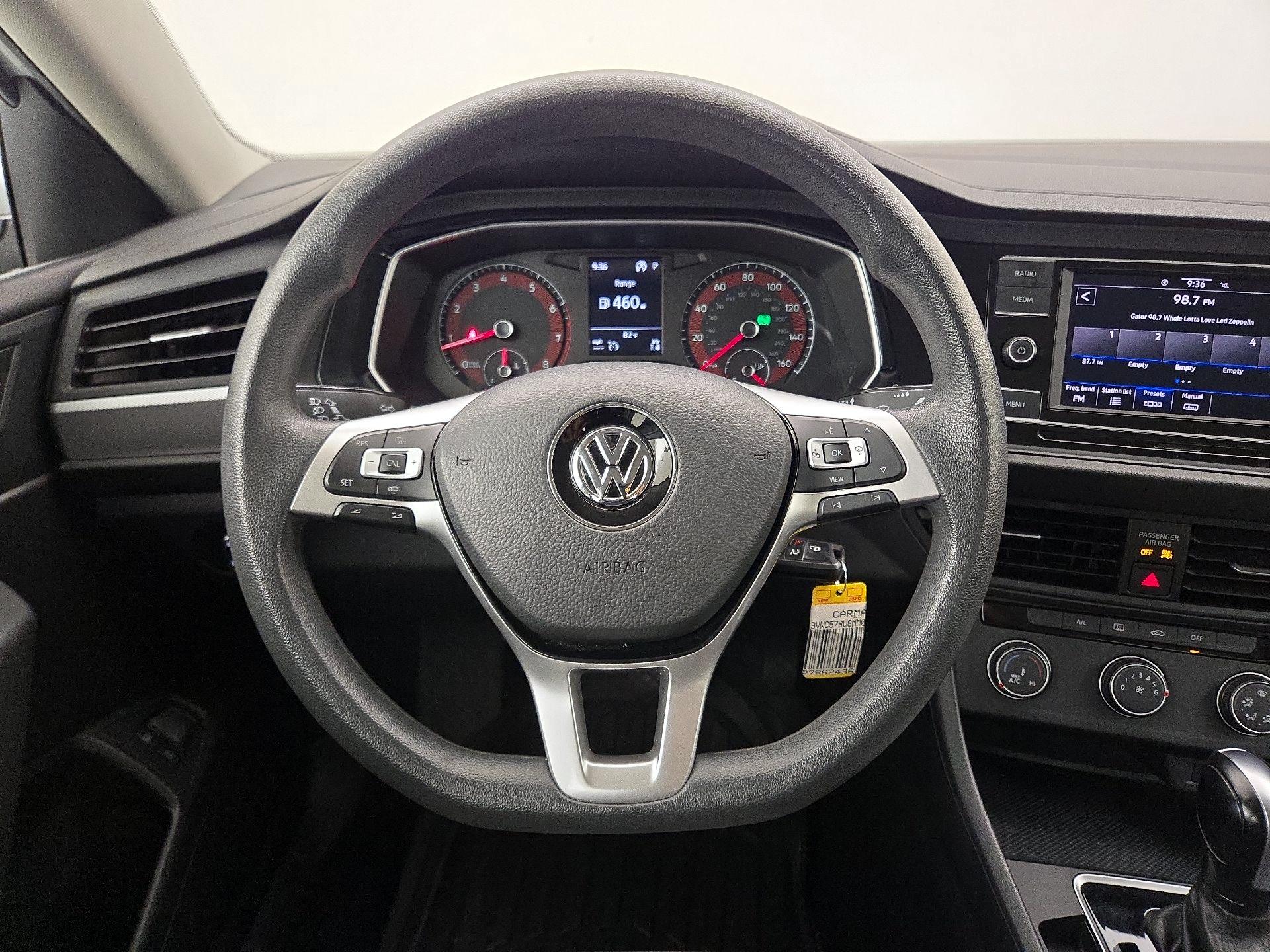 Thumbnail: 2021 Volkswagen Jetta - 10