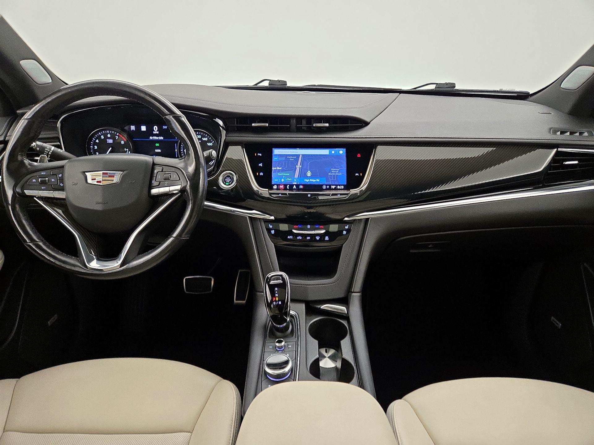 Thumbnail: 2021 Cadillac XT6 - 9