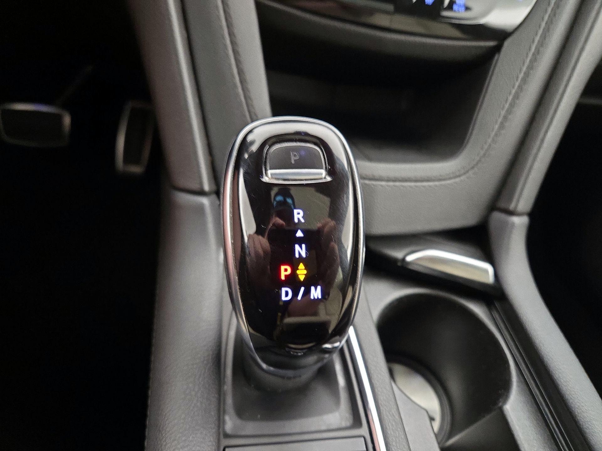 Thumbnail: 2021 Cadillac XT6 - 18