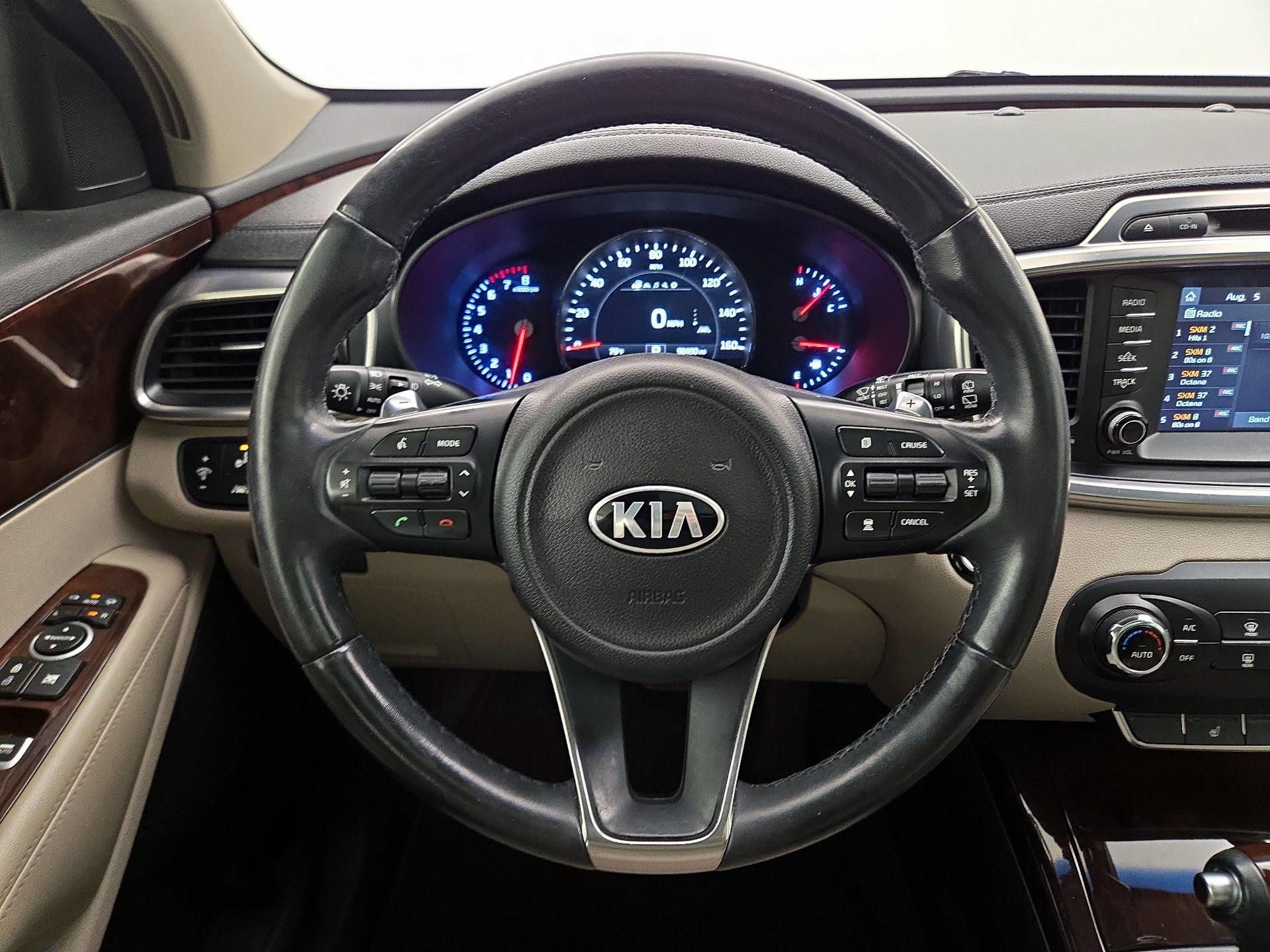 Thumbnail: 2017 Kia Sorento - 10