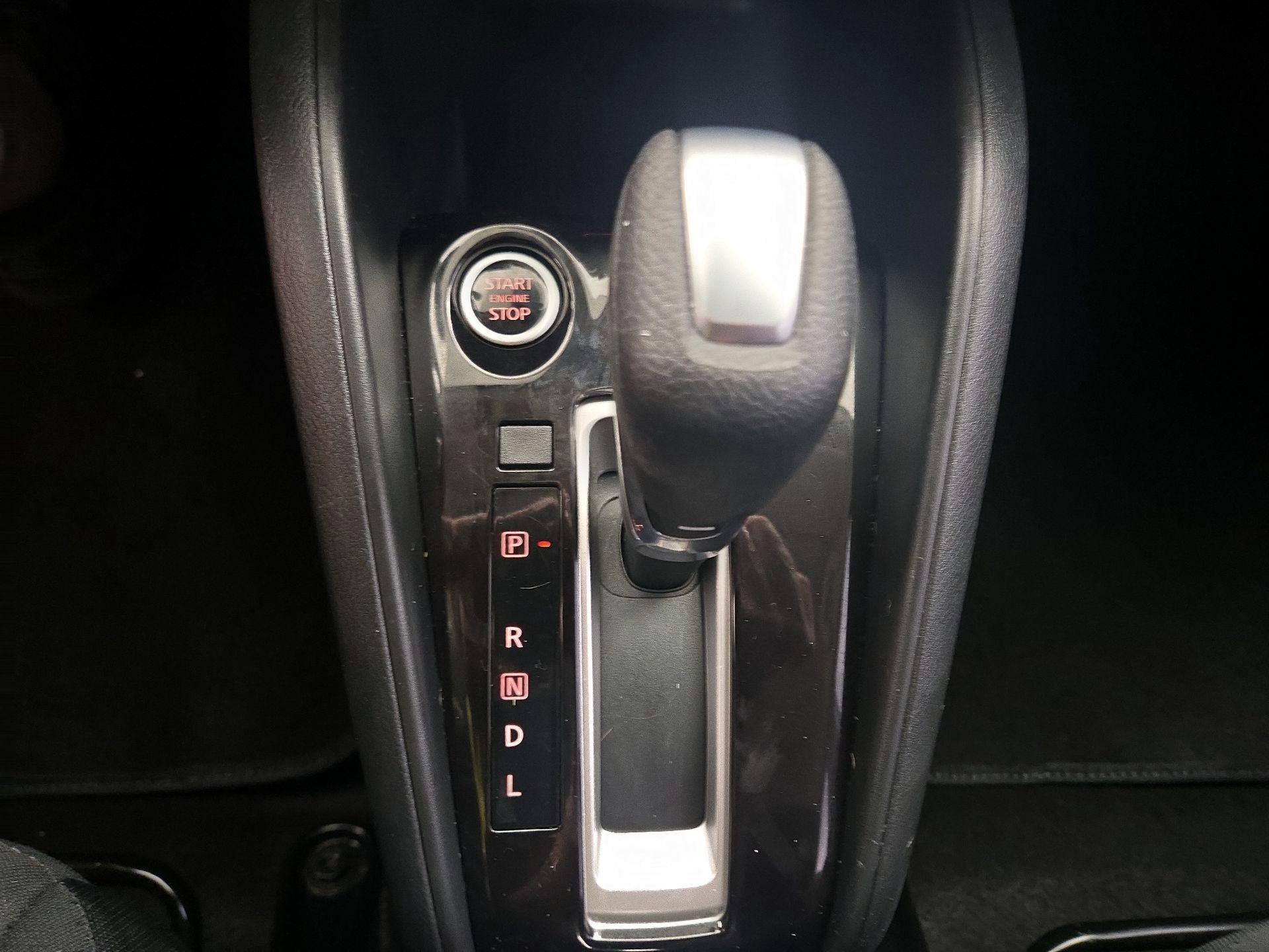 Thumbnail: 2020 Nissan Kicks - 17
