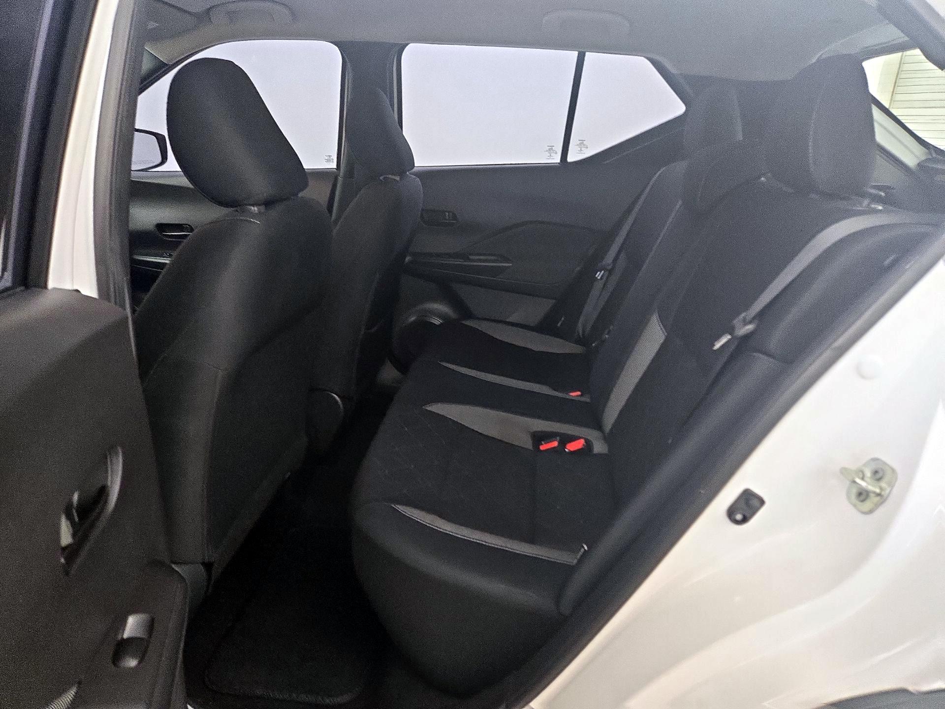 Thumbnail: 2020 Nissan Kicks - 19
