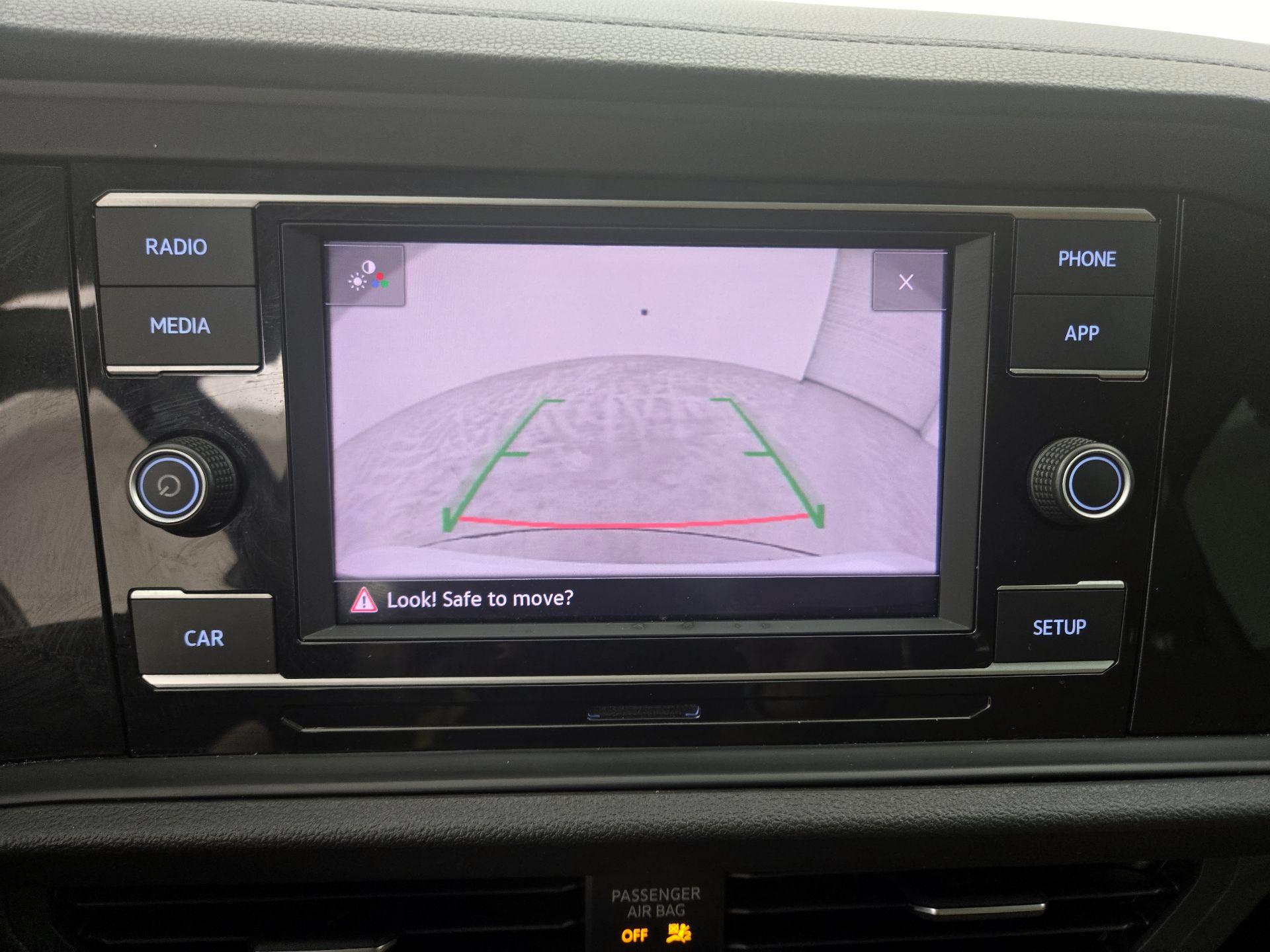Thumbnail: 2019 Volkswagen Jetta - 14