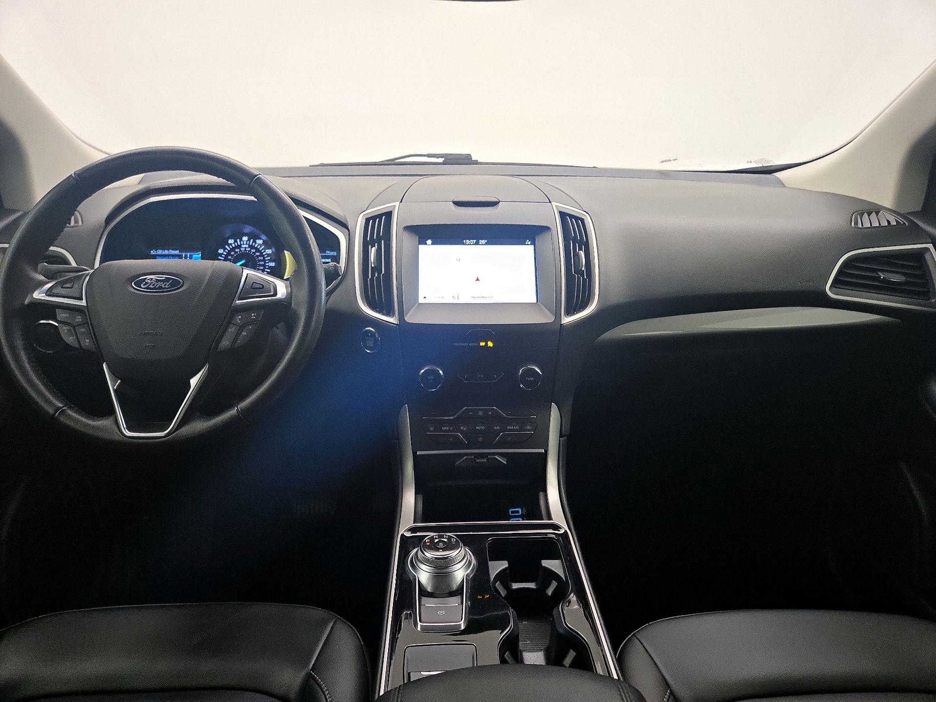 Thumbnail: 2019 Ford Edge - 9