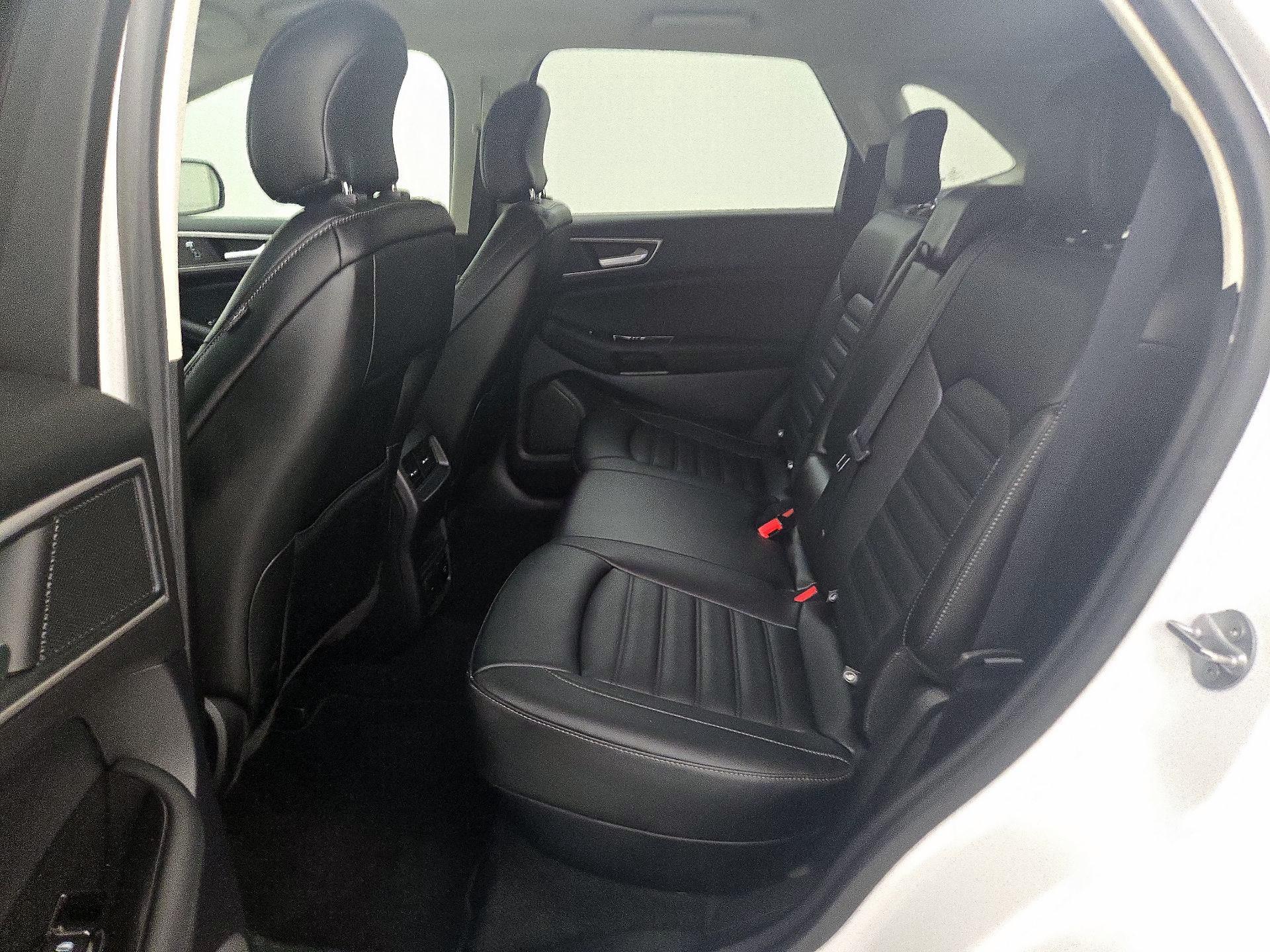 Thumbnail: 2019 Ford Edge - 20