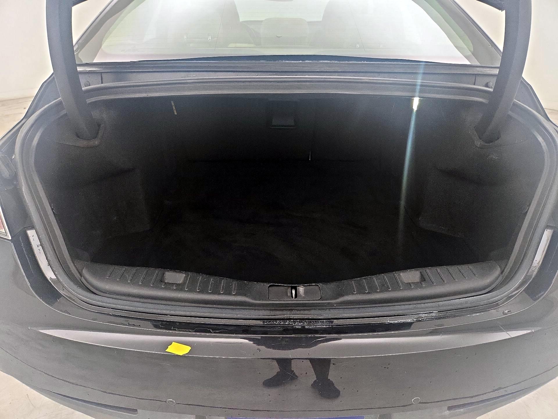 Thumbnail: 2015 Lincoln MKZ - 20