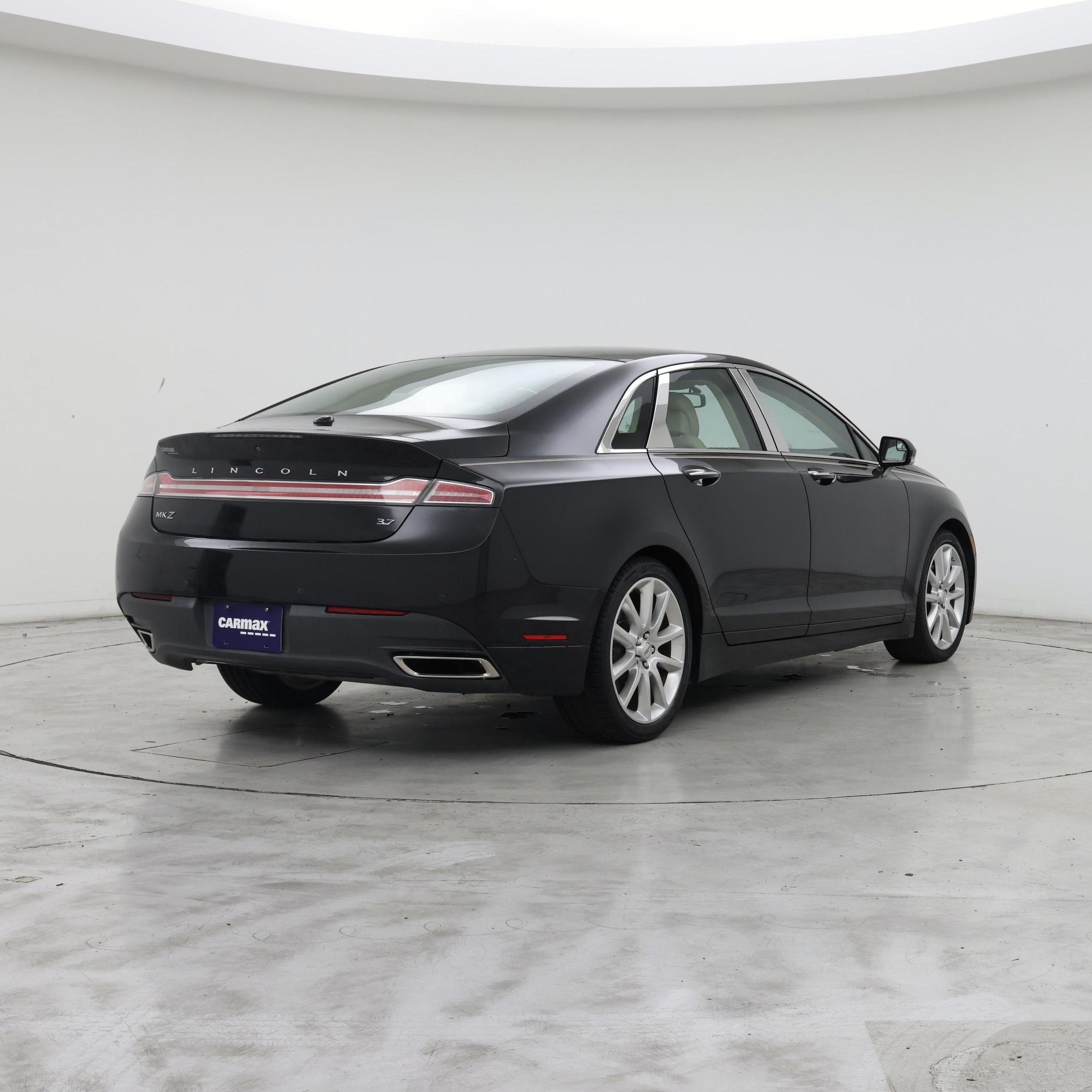 Thumbnail: 2015 Lincoln MKZ - 8