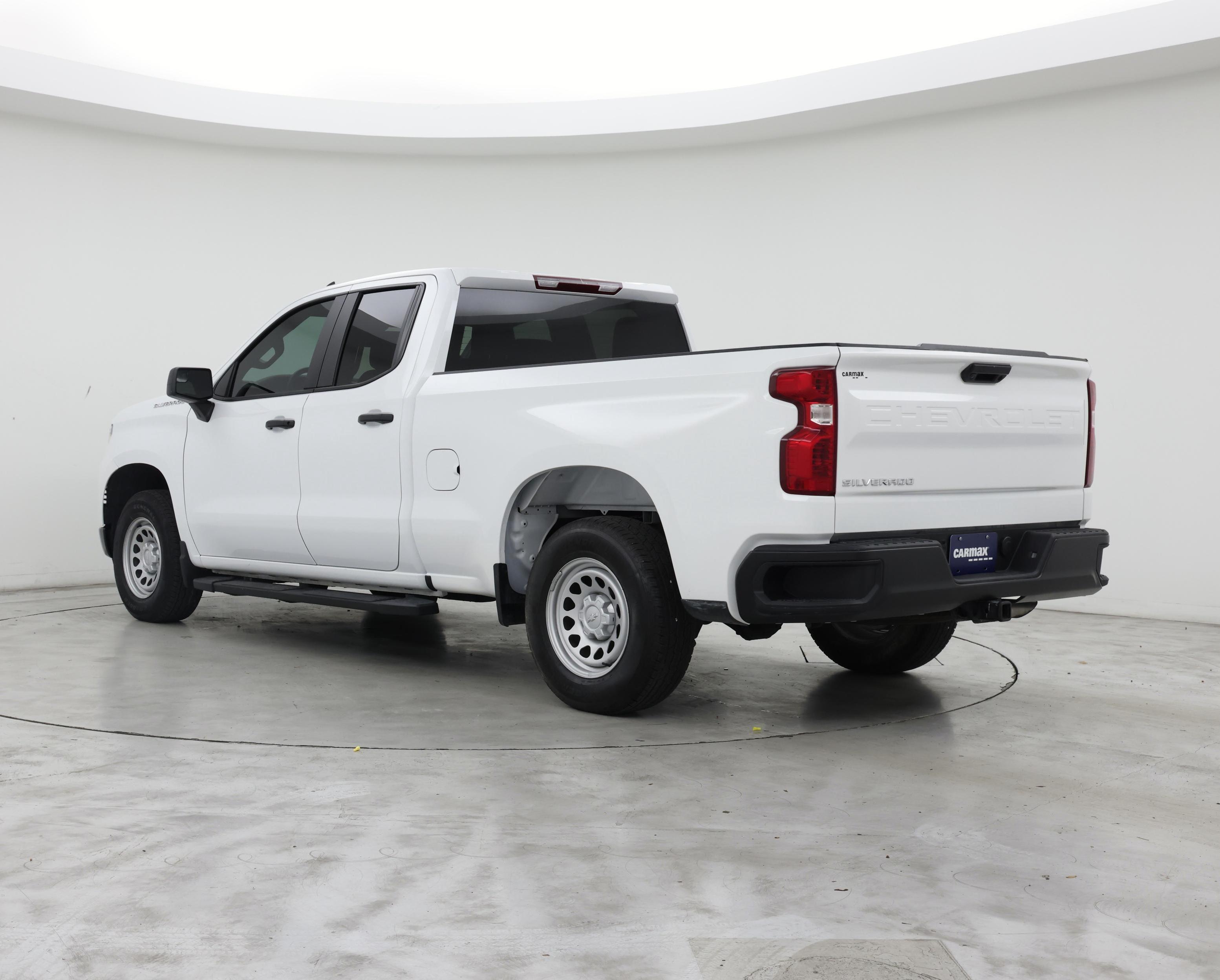 Thumbnail: 2024 Chevrolet Silverado 1500 - 2