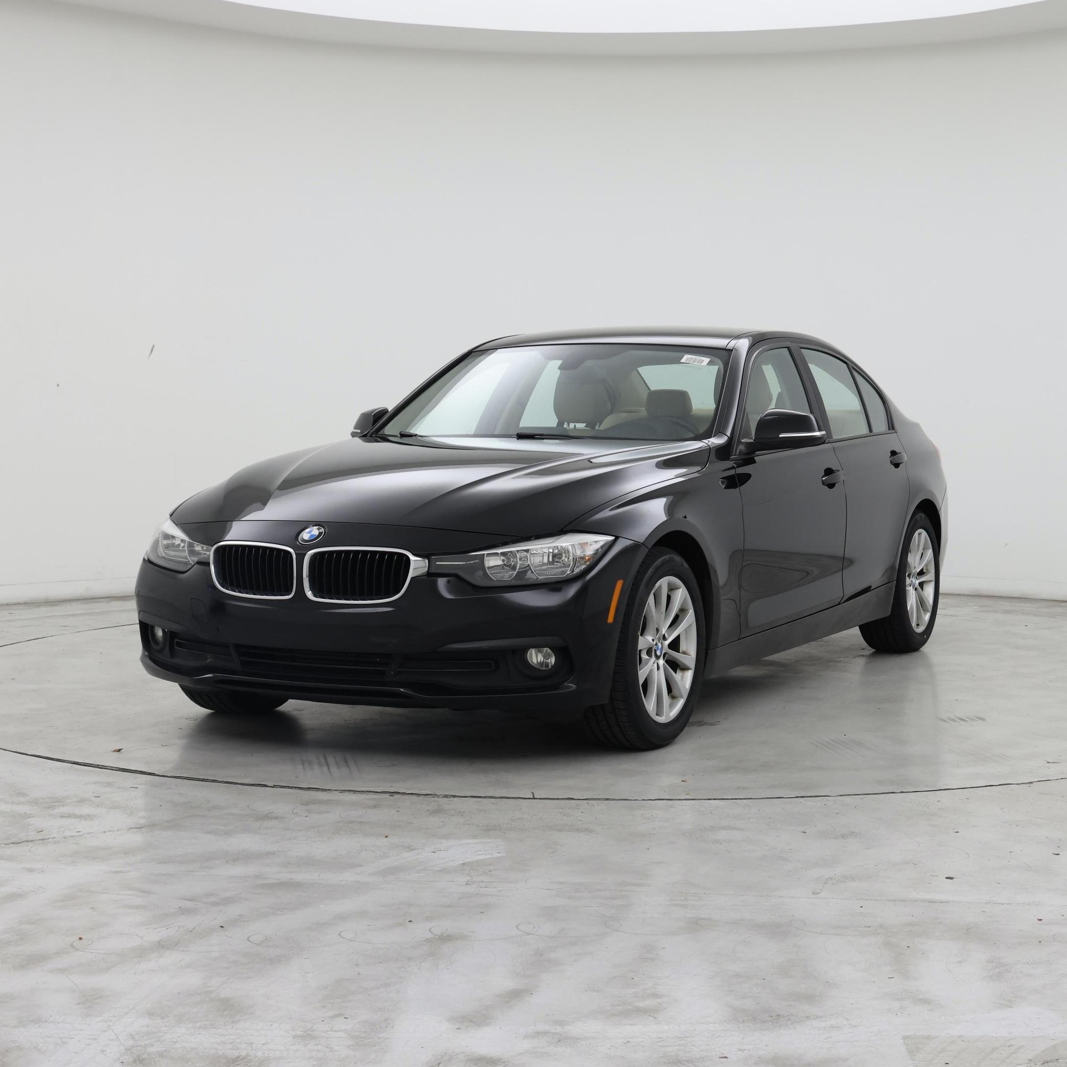 Thumbnail: 2016 BMW 3 Series - 4