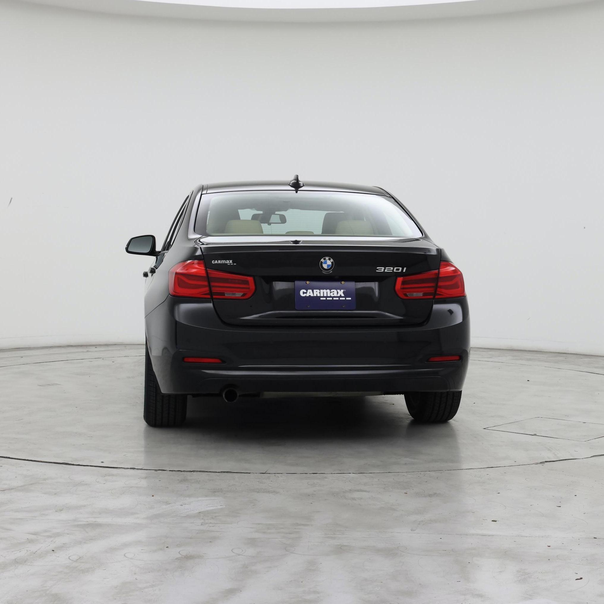 Thumbnail: 2016 BMW 3 Series - 6