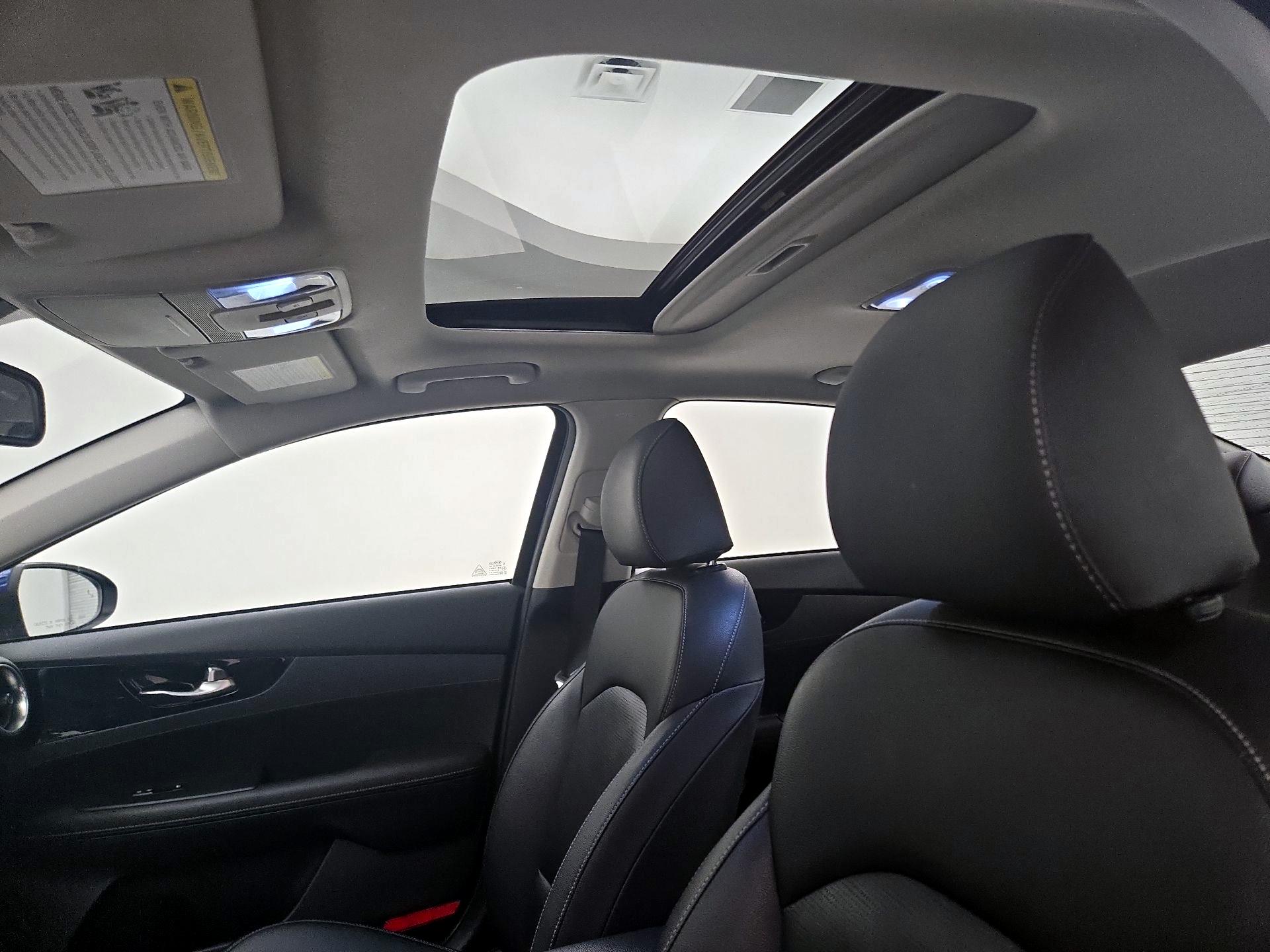 Thumbnail: 2021 Kia Forte - 20
