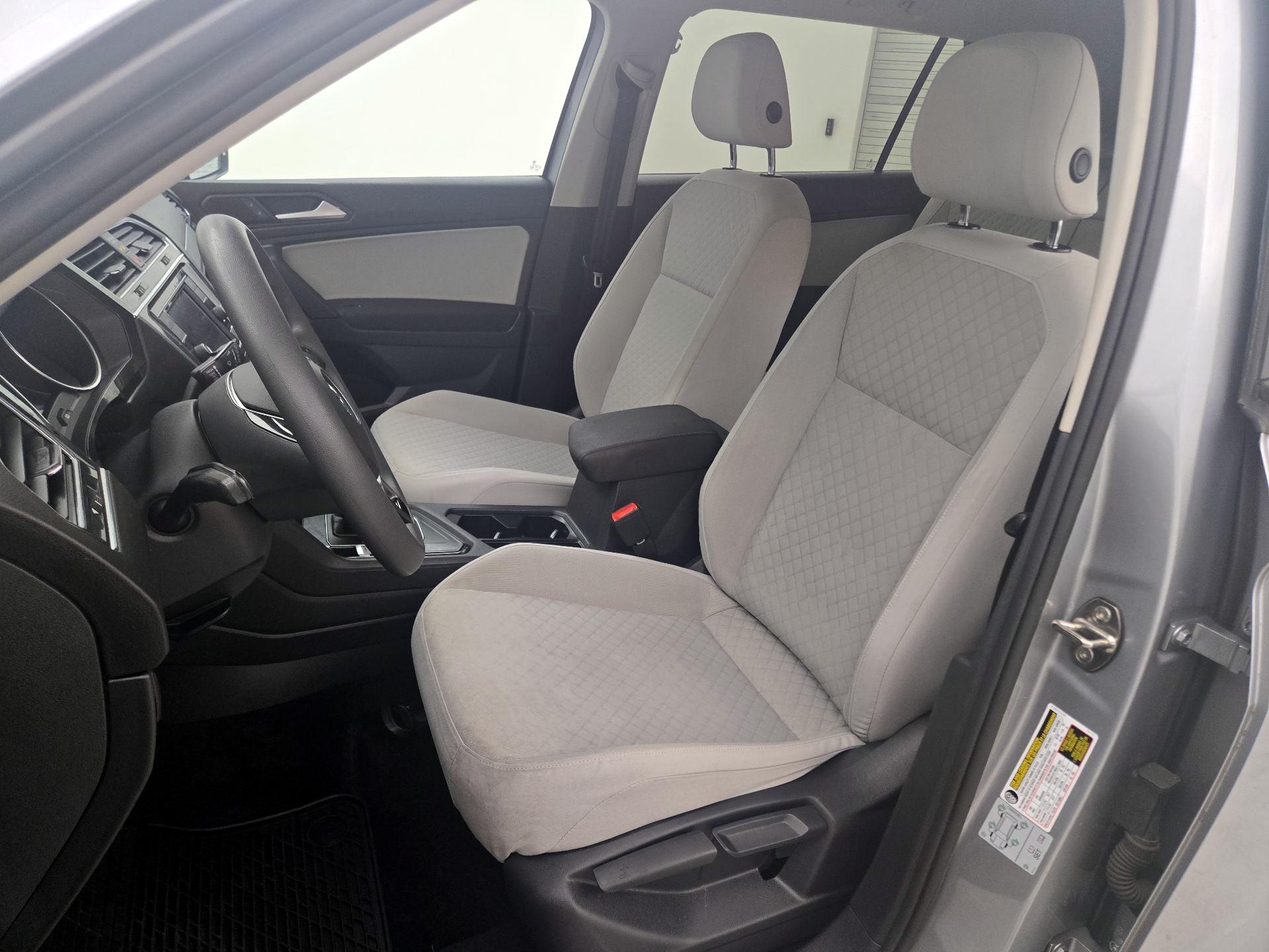 Thumbnail: 2019 Volkswagen Tiguan - 11