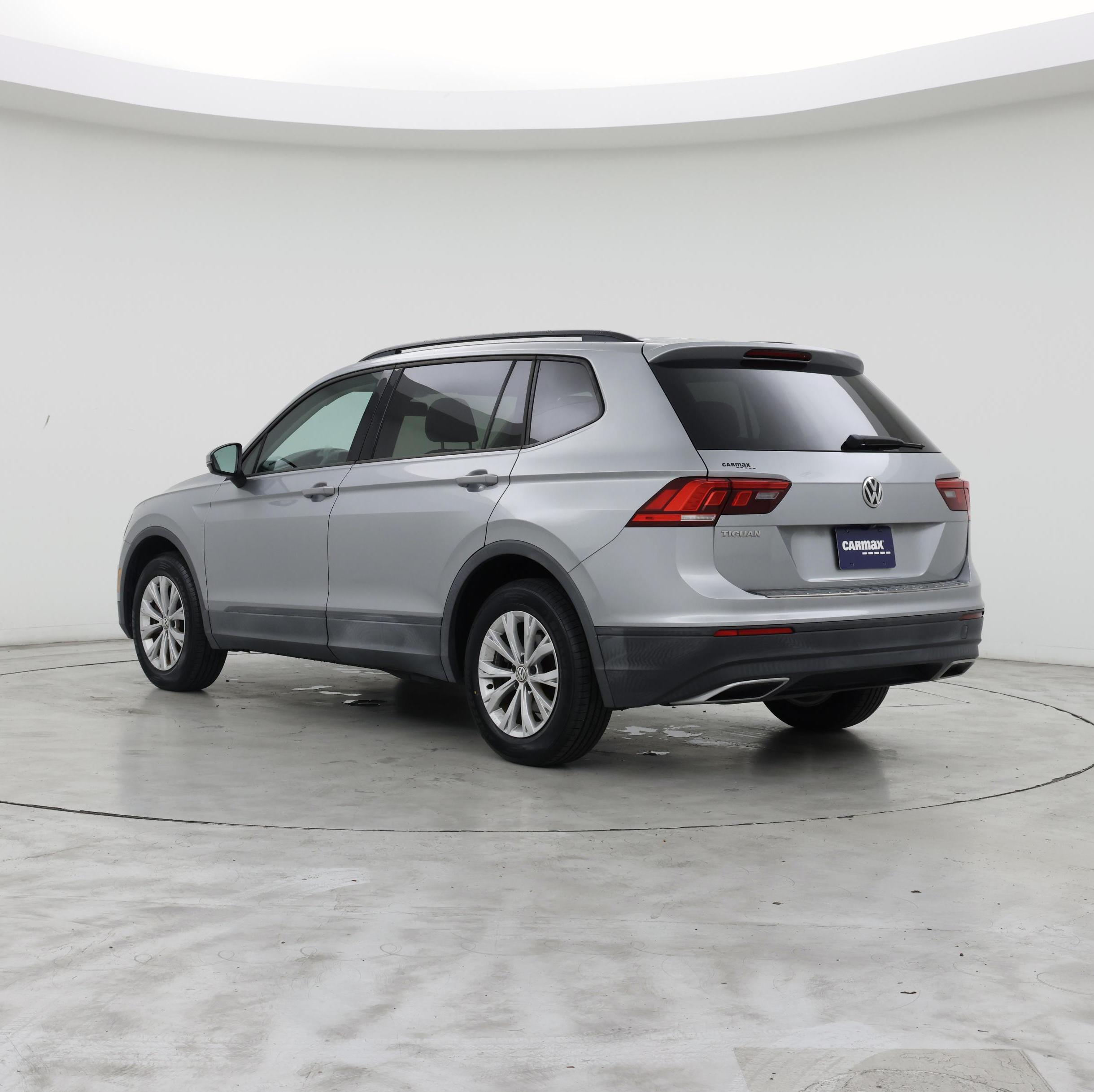 Thumbnail: 2019 Volkswagen Tiguan - 2