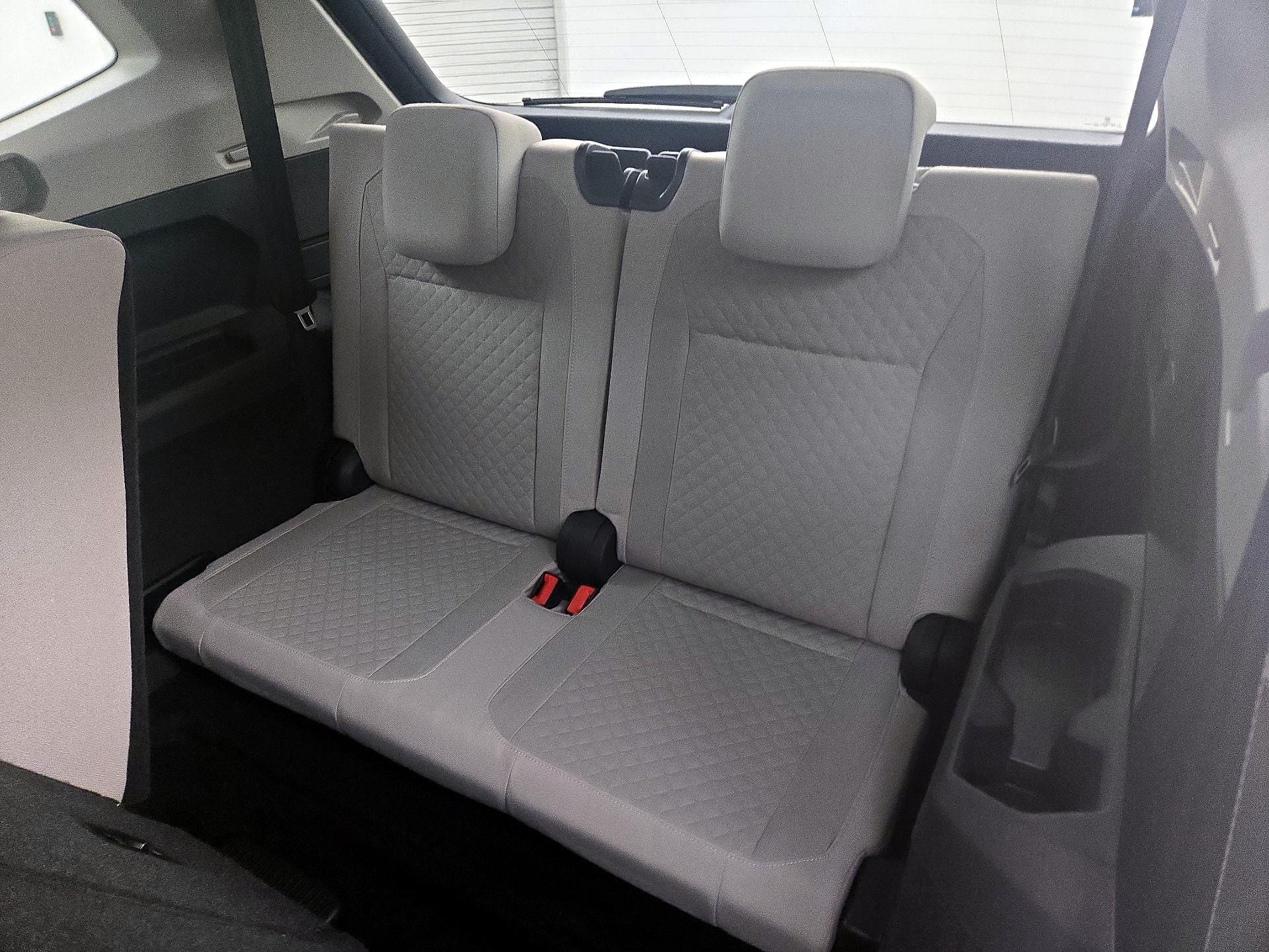 Thumbnail: 2019 Volkswagen Tiguan - 20