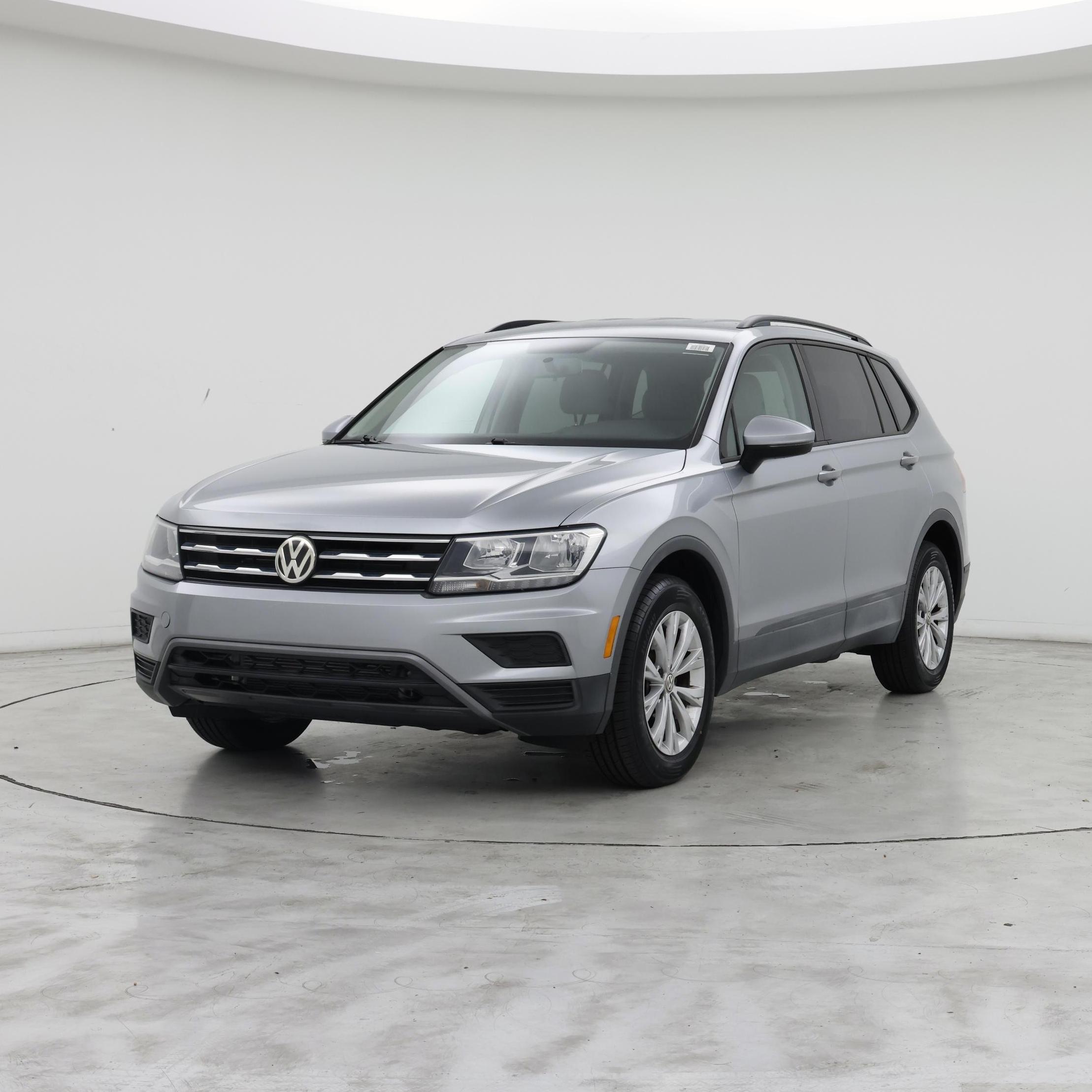 Thumbnail: 2019 Volkswagen Tiguan - 4