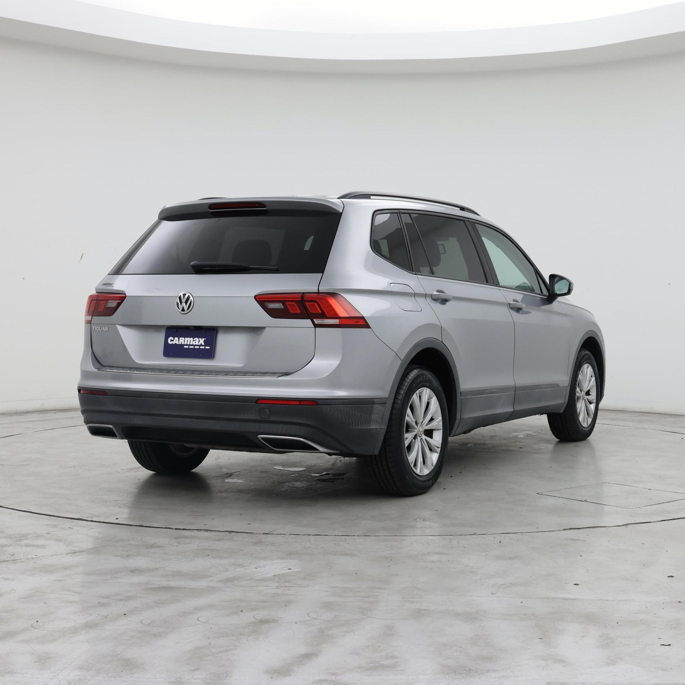 Thumbnail: 2019 Volkswagen Tiguan - 8