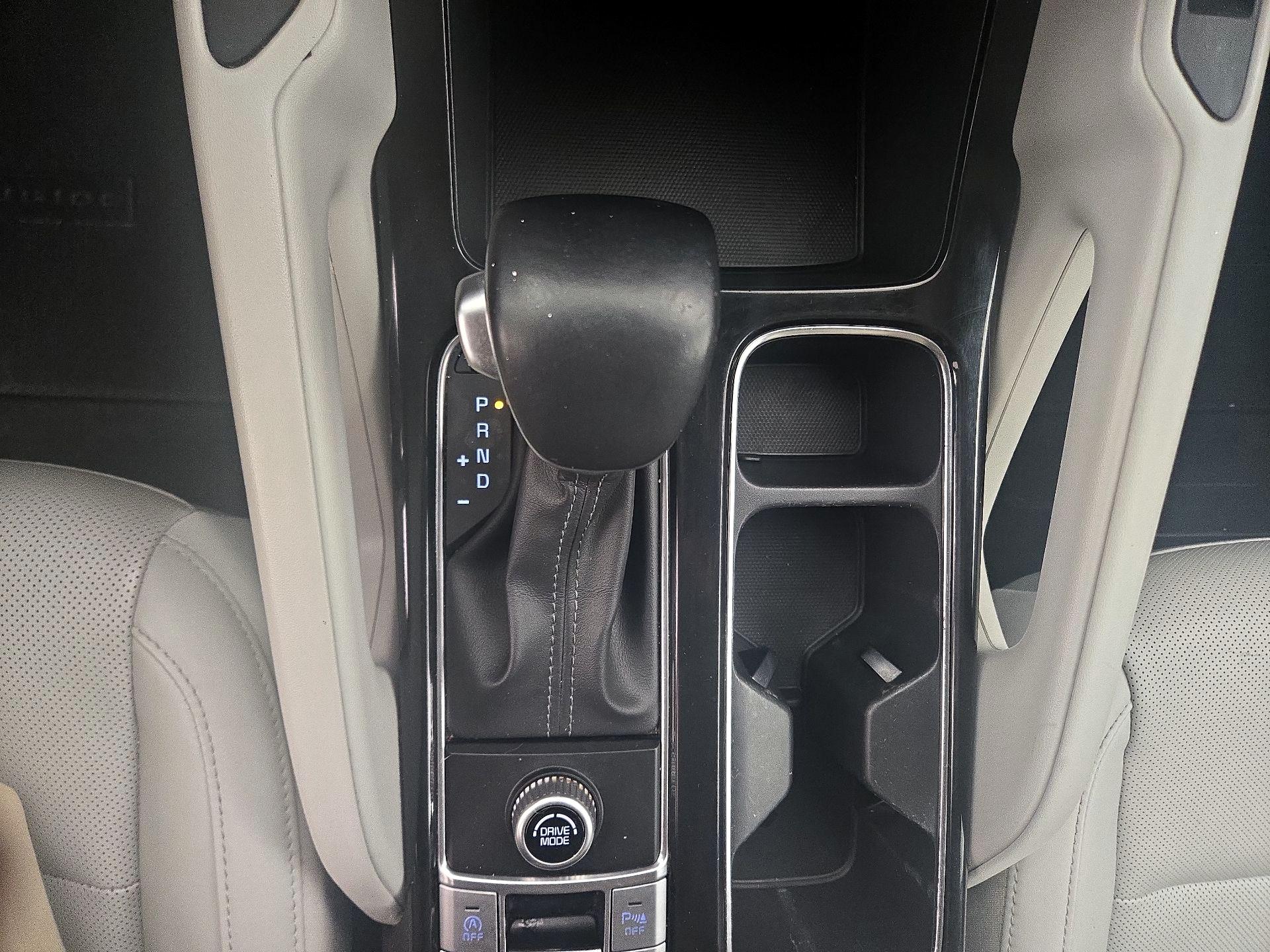 Thumbnail: 2021 Kia Telluride - 17