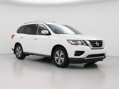 White 2019 Nissan Pathfinder S