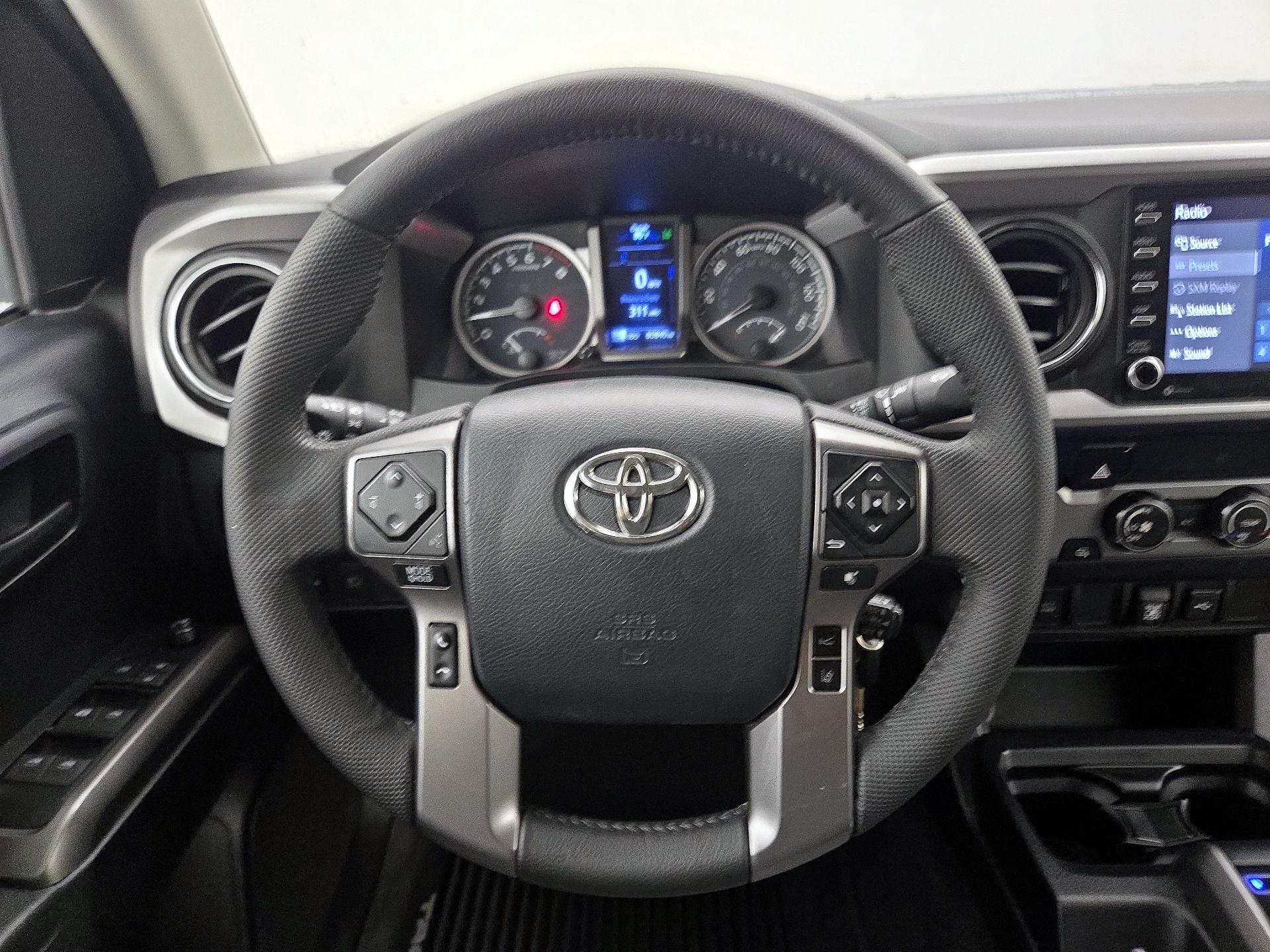 Thumbnail: 2020 Toyota Tacoma - 10