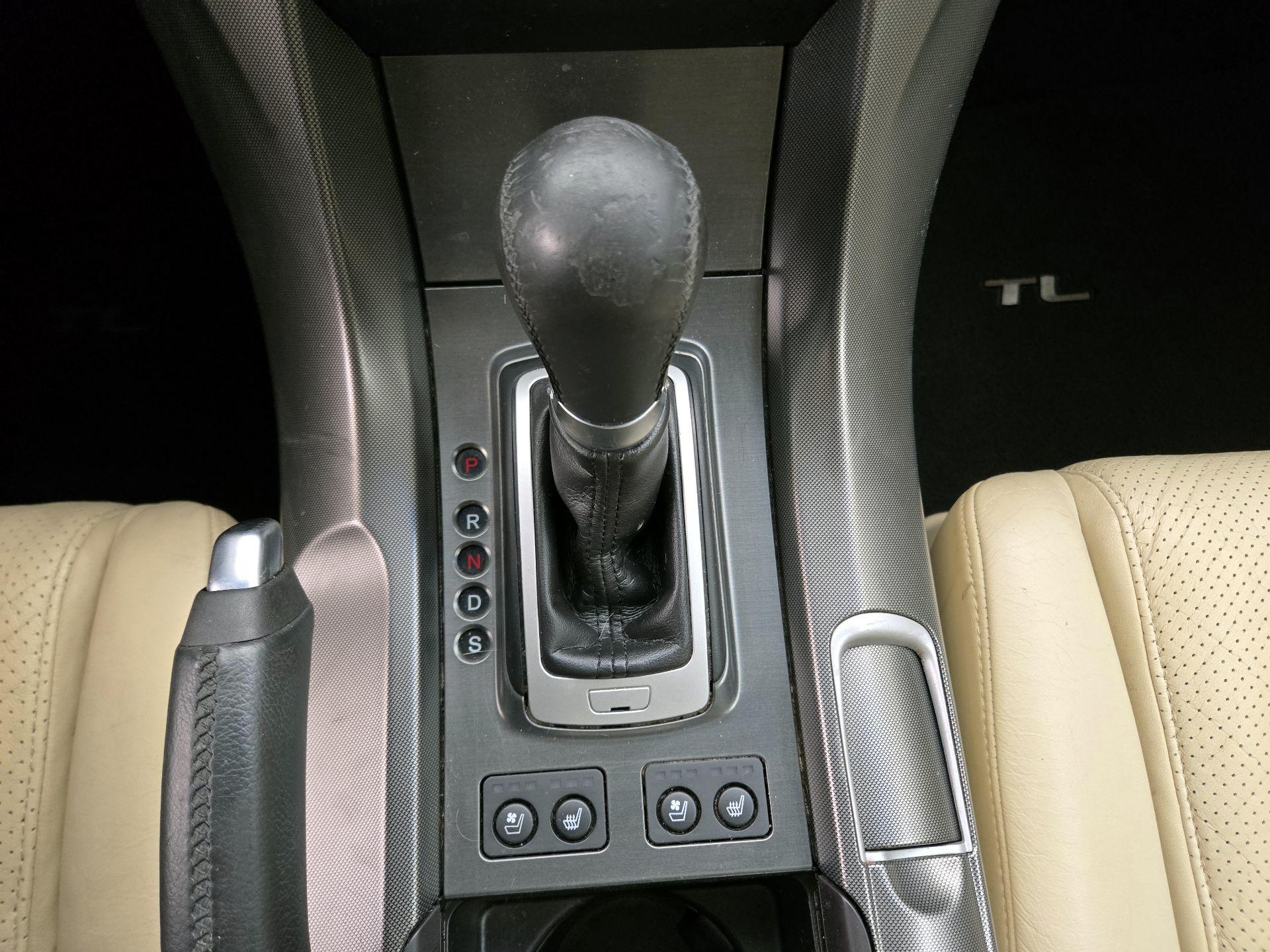 Thumbnail: 2014 Acura TL - 18