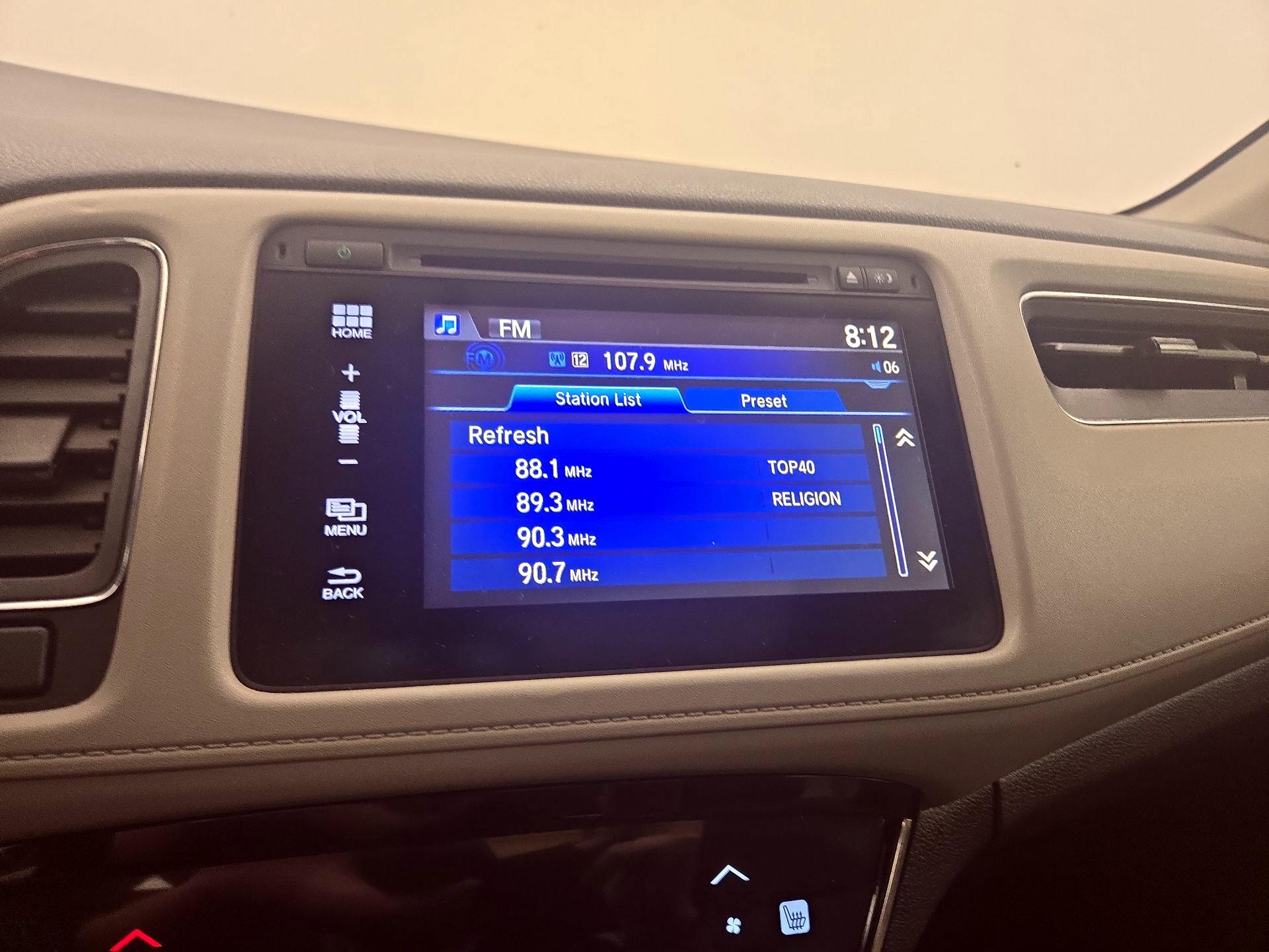 Thumbnail: 2016 Honda HR-V - 15