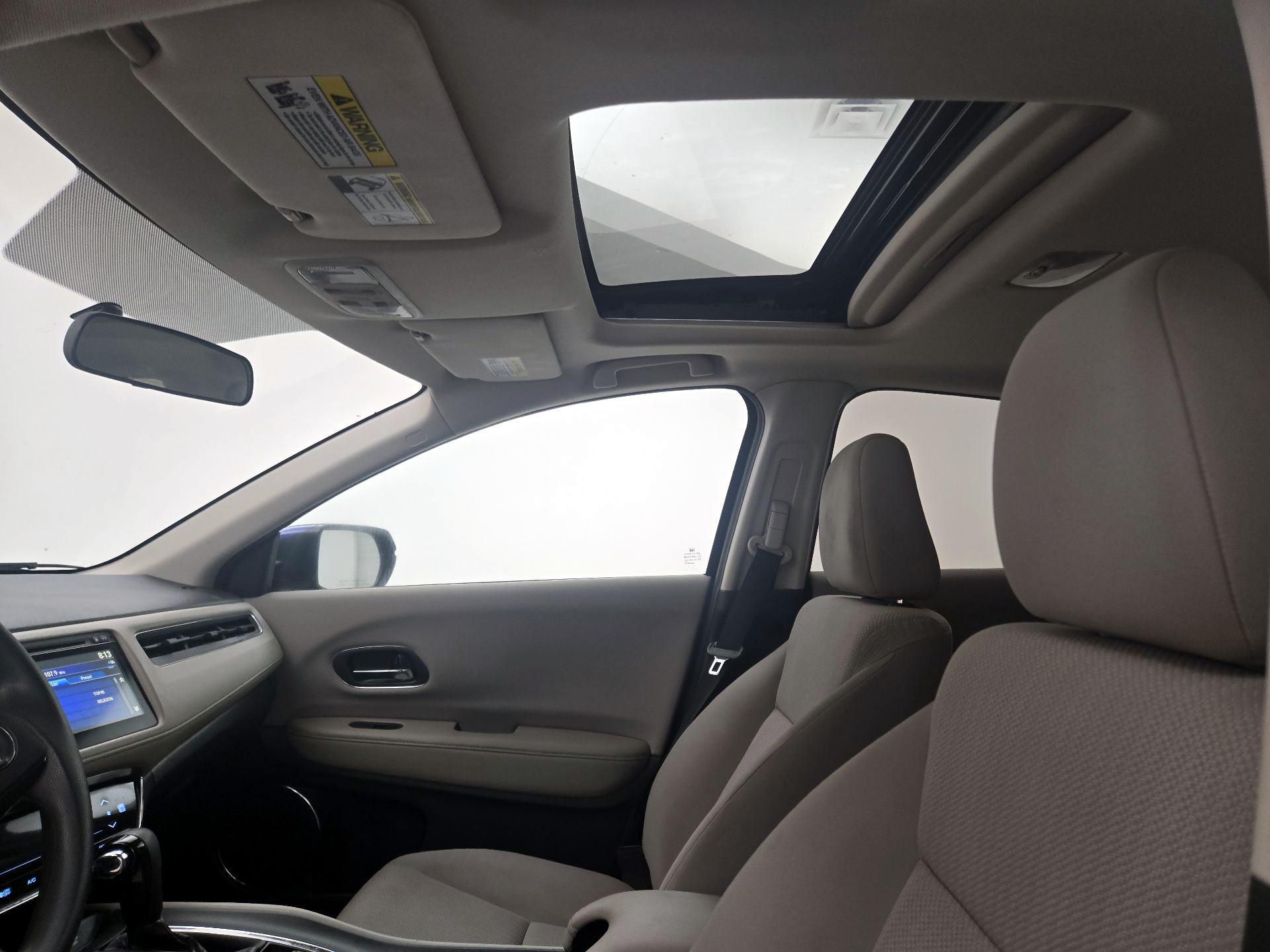 Thumbnail: 2016 Honda HR-V - 19