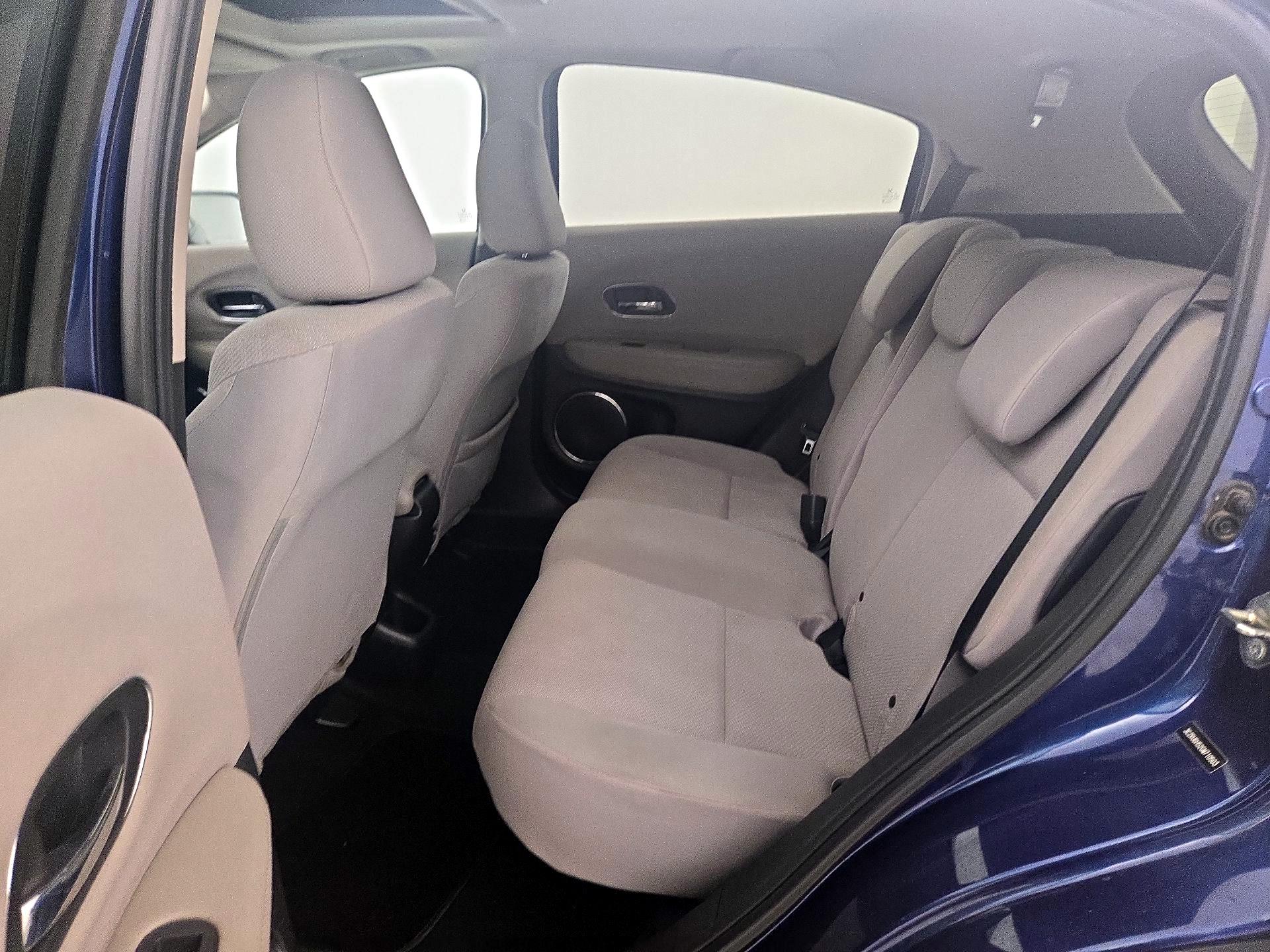 Thumbnail: 2016 Honda HR-V - 20