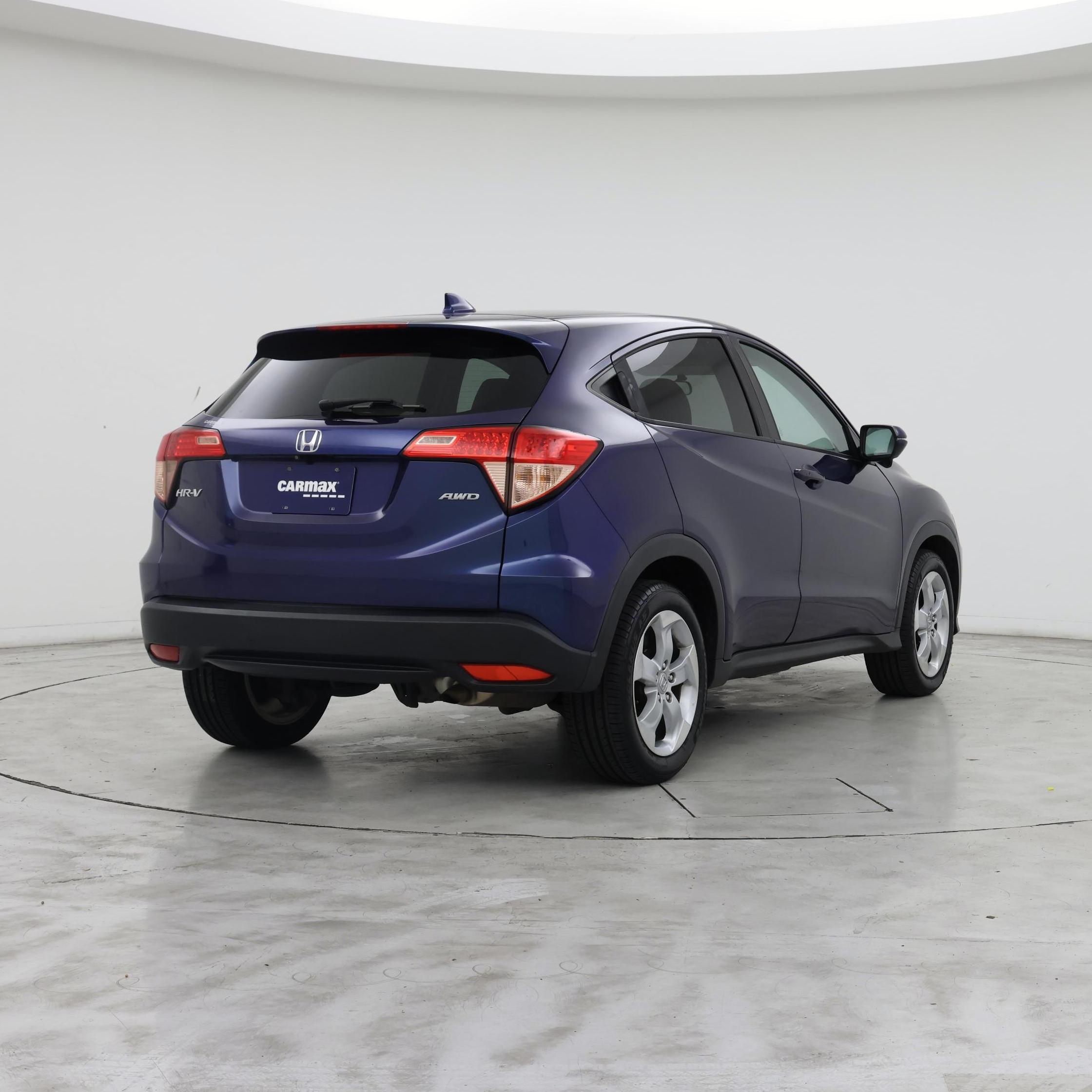 Thumbnail: 2016 Honda HR-V - 8