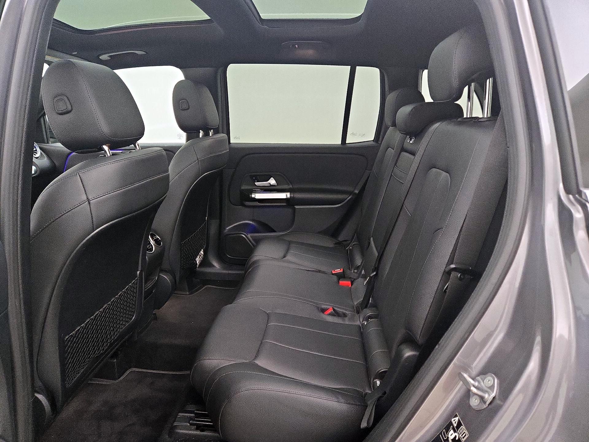 Thumbnail: 2021 Mercedes-Benz GLB - 20