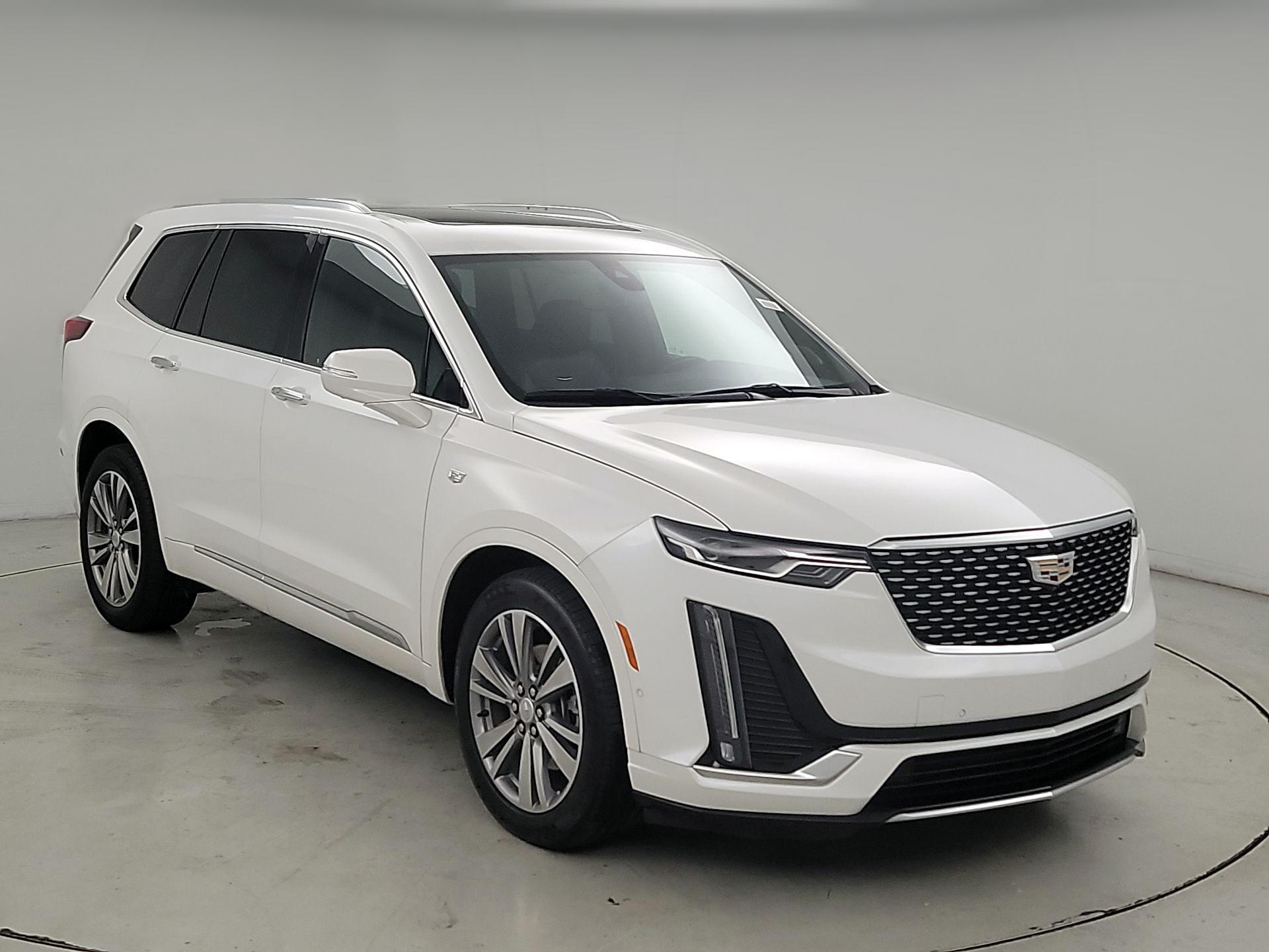 Thumbnail: 2022 Cadillac XT6 - 1