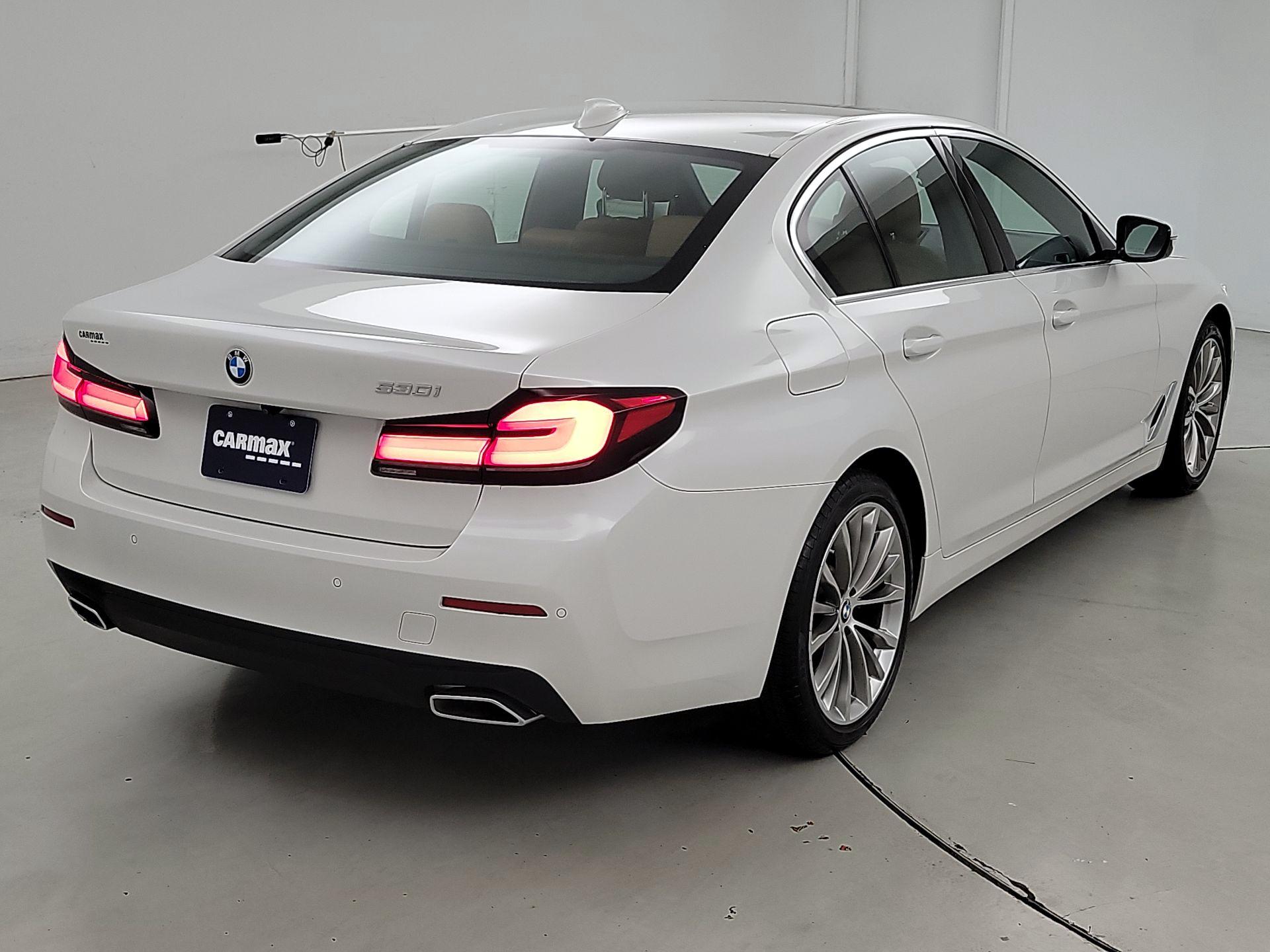 Thumbnail: 2022 BMW 5 Series - 5
