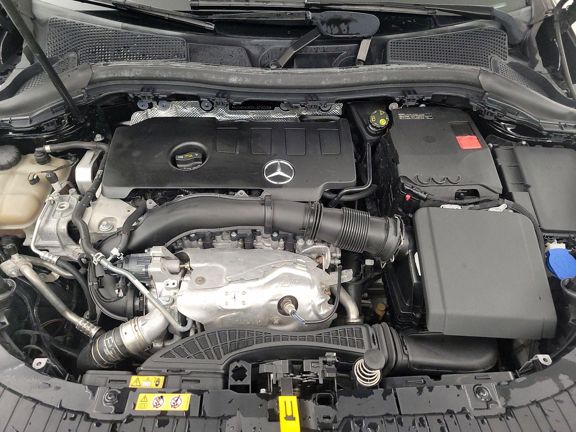 Thumbnail: 2021 Mercedes-Benz GLA - 20