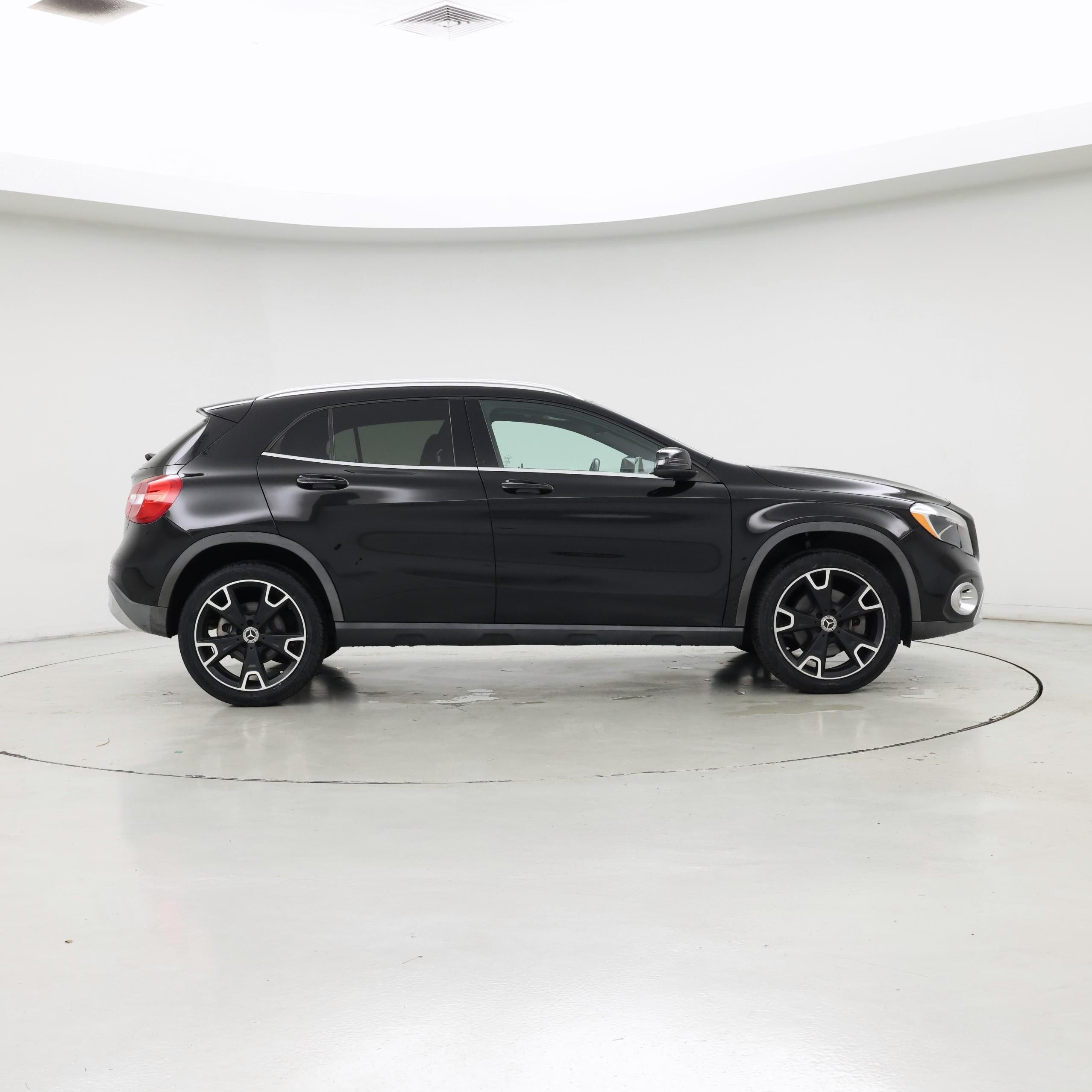 Thumbnail: 2020 Mercedes-Benz GLA - 7