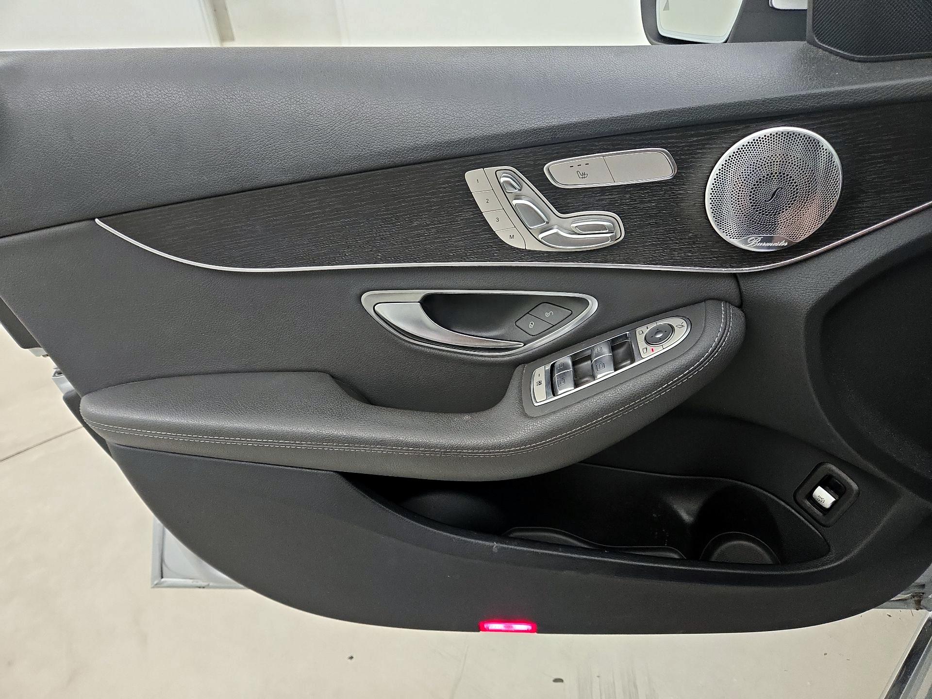 Thumbnail: 2021 Mercedes-Benz C-Class - 12