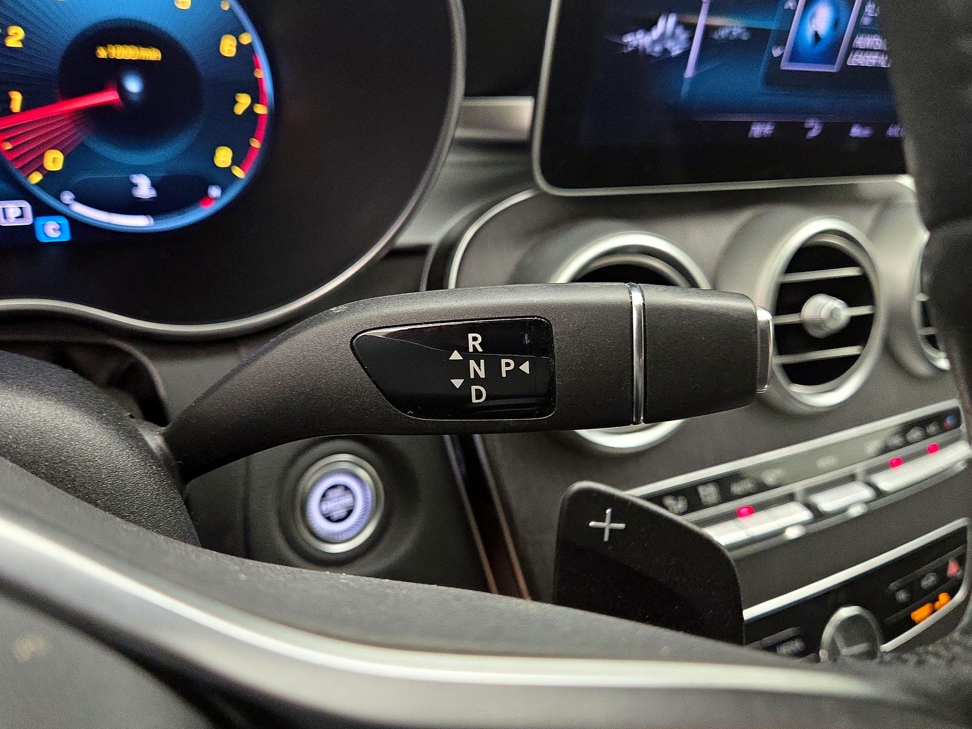 Thumbnail: 2021 Mercedes-Benz C-Class - 17