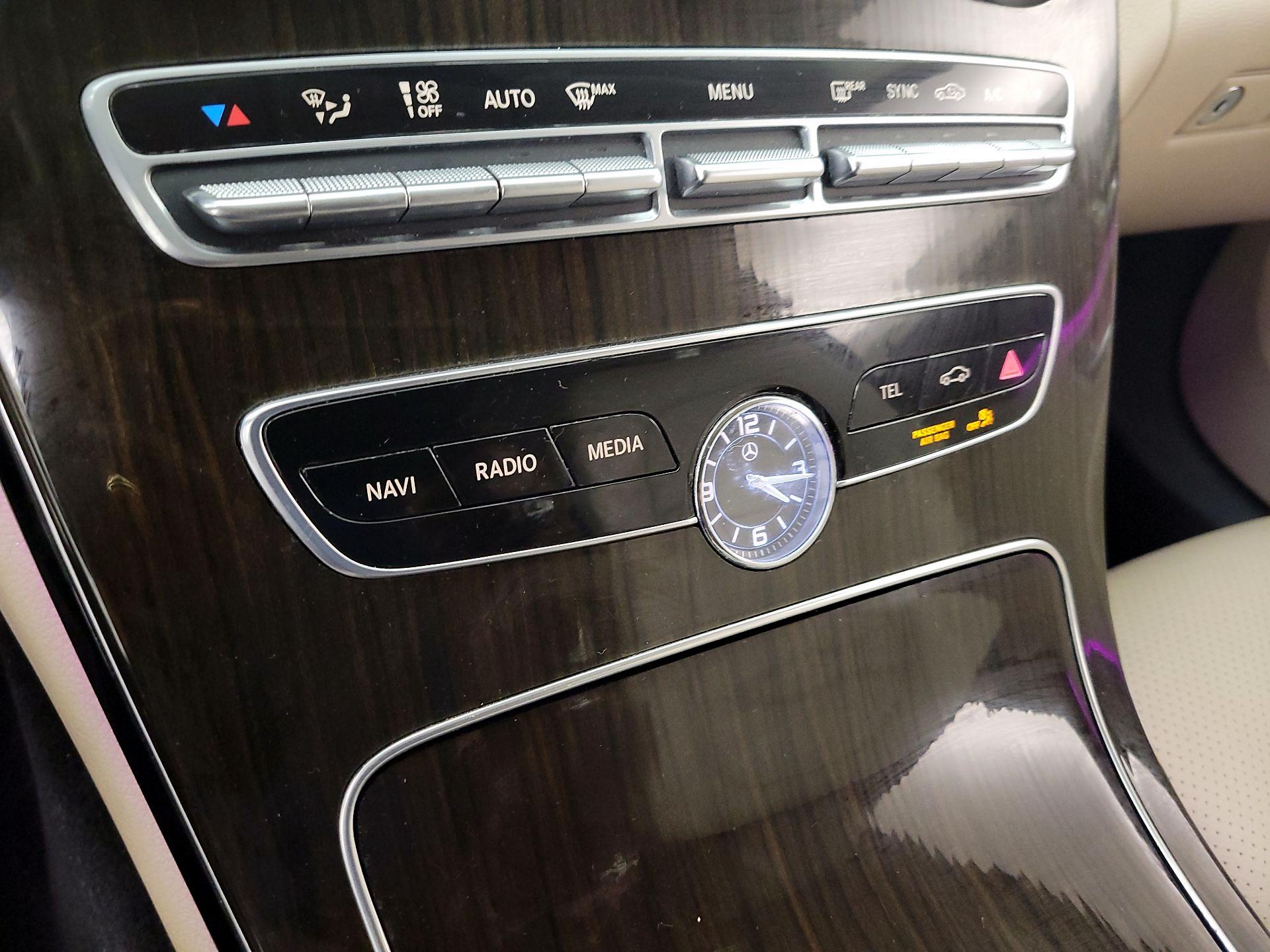 Thumbnail: 2021 Mercedes-Benz C-Class - 14