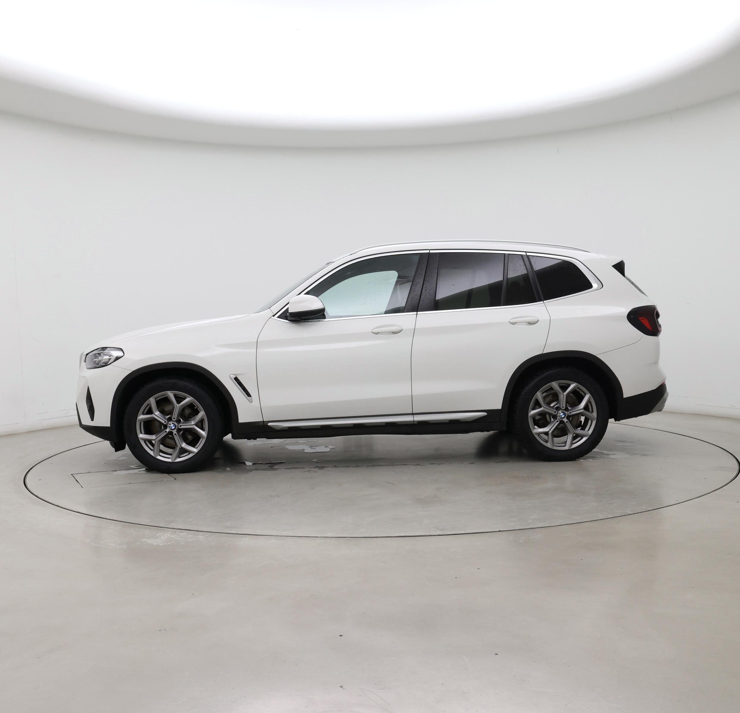 Thumbnail: 2023 BMW X3 - 3