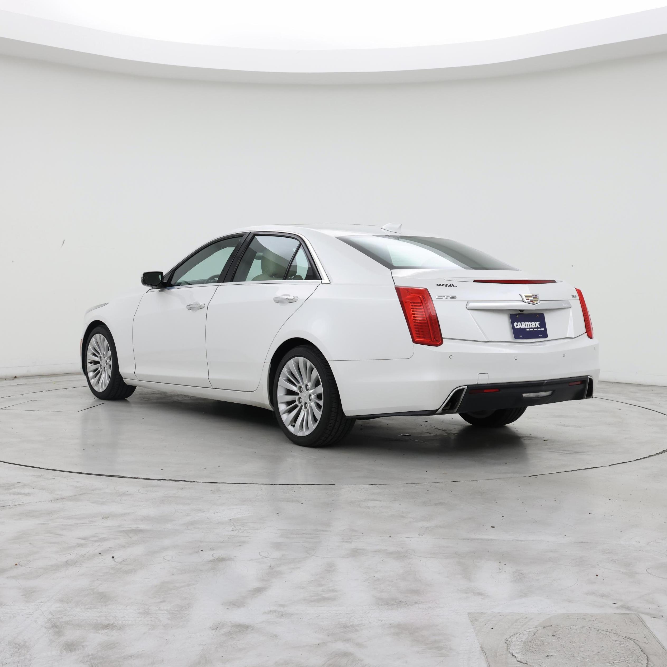 Thumbnail: 2019 Cadillac CTS - 2